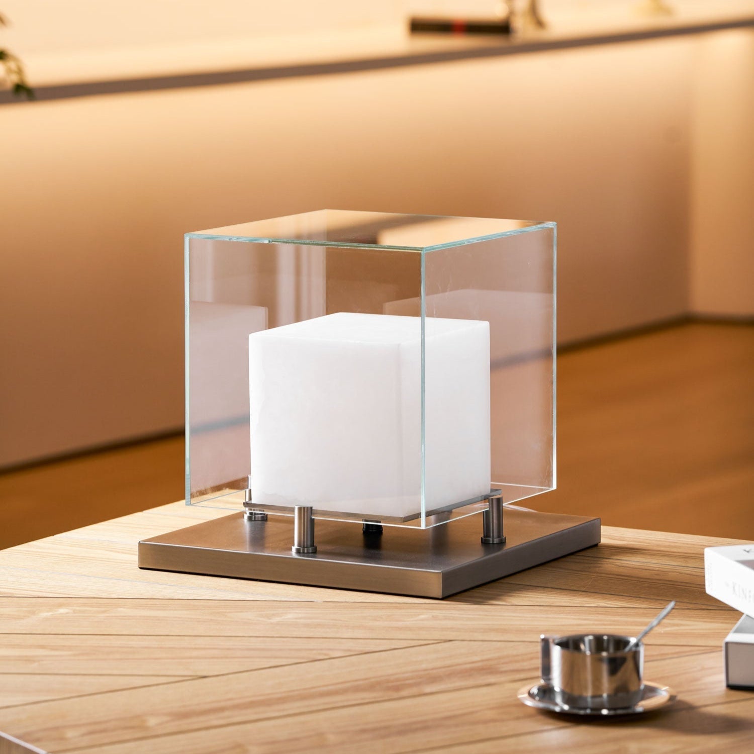Cubo Alabaster Table Lamp