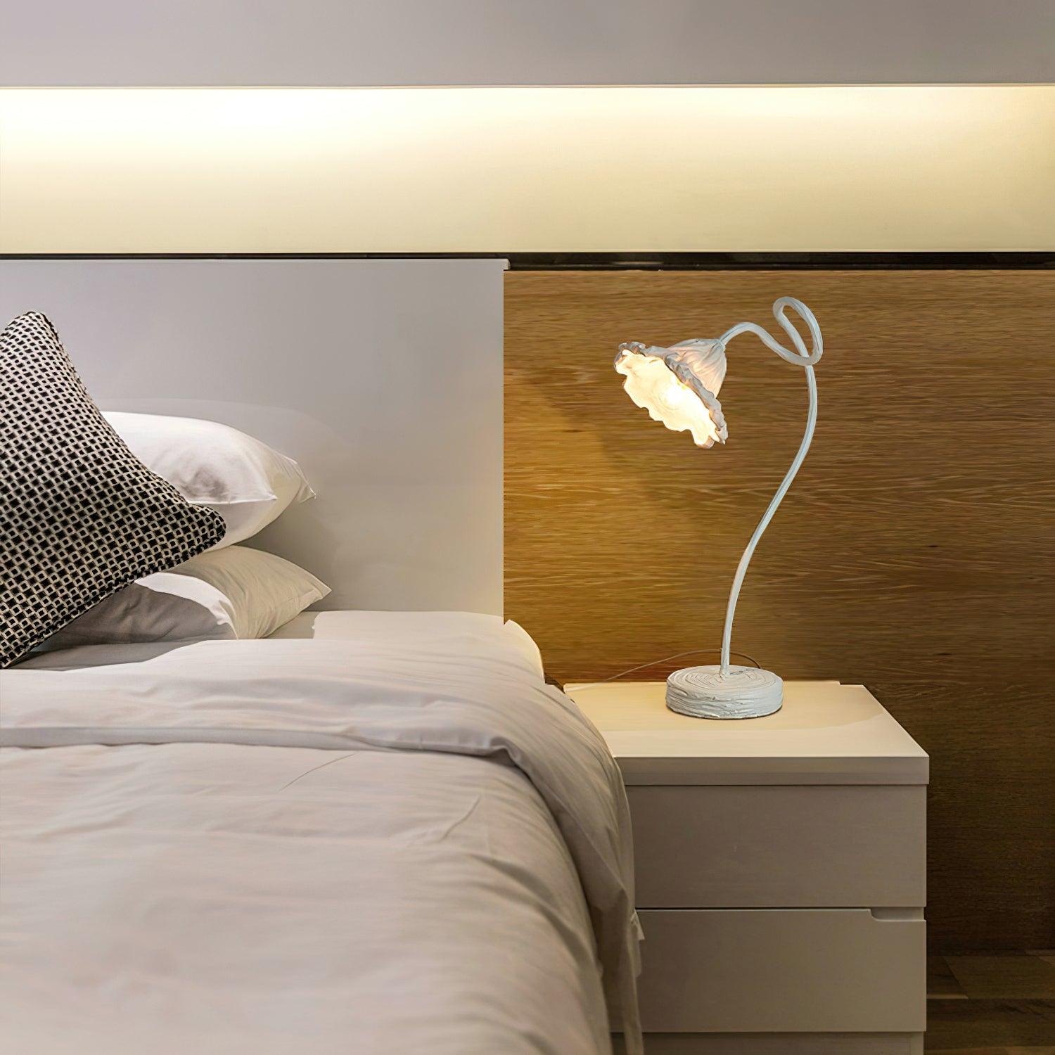 Nexo Resin Table Lamp - Letslighting
