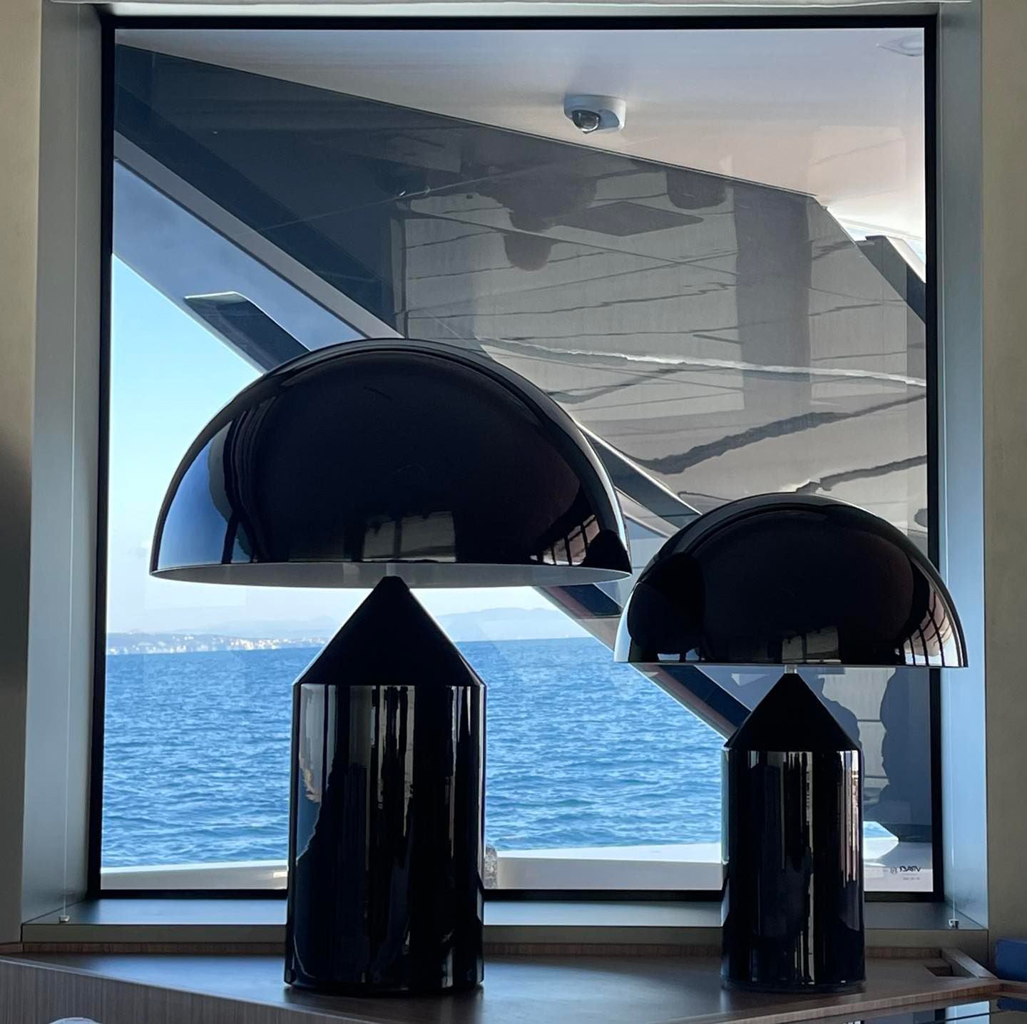 Rivena Industrial Minimalist Table Lamp - Letslighting