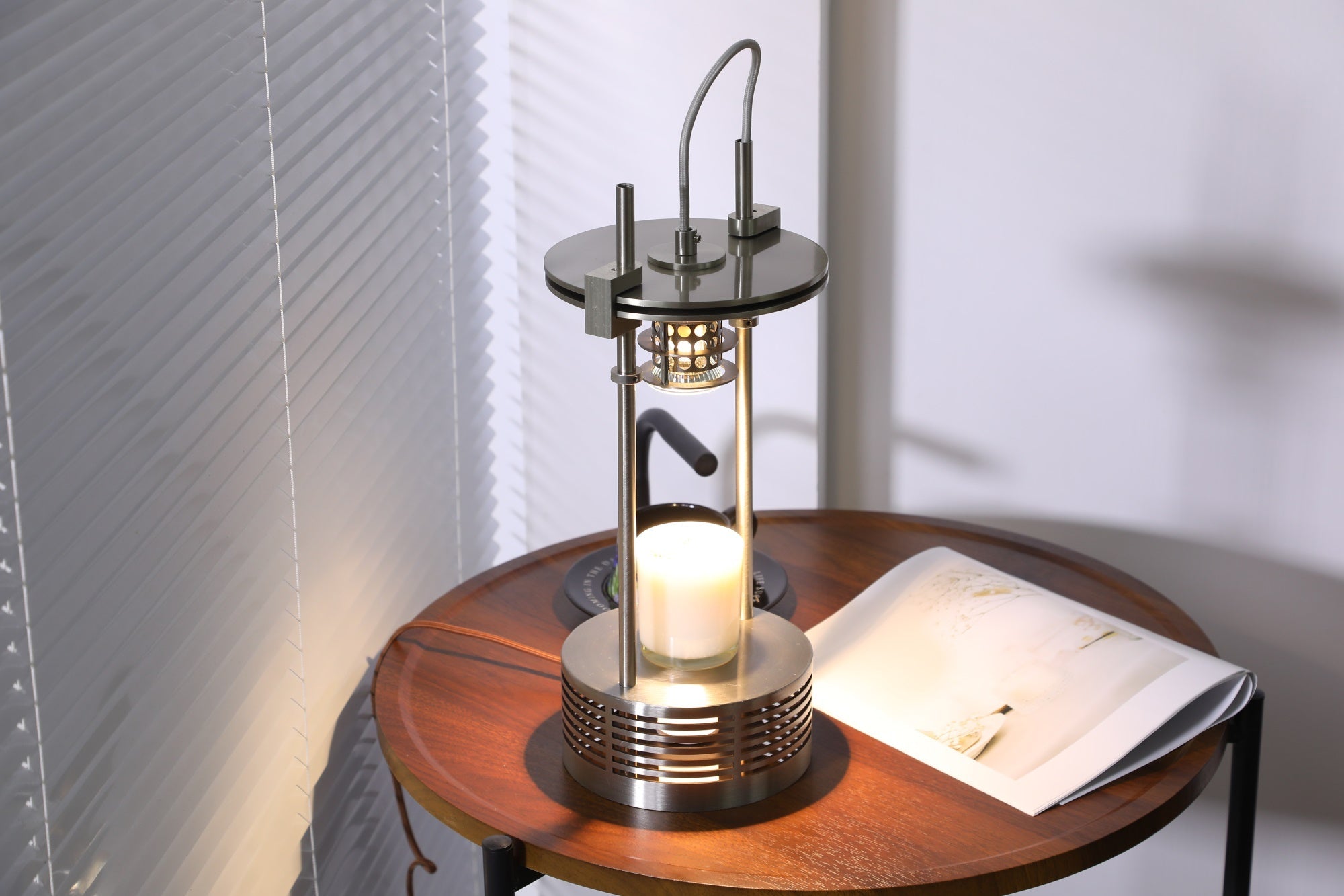 Aurosteel Aroma Table Lamp - Letslighting