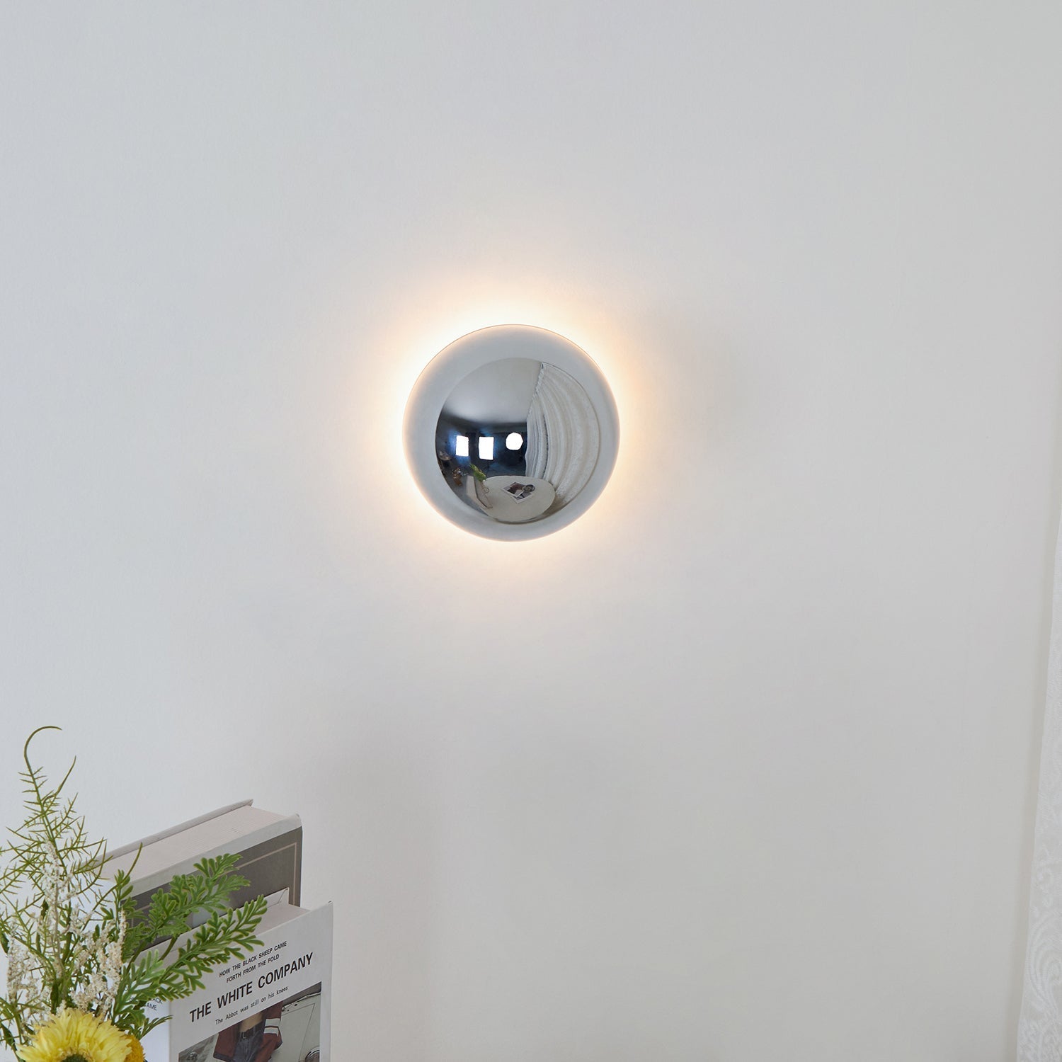 Louisa Modern Minimalist Sphere Sconce Wall Lamp - Letslighting