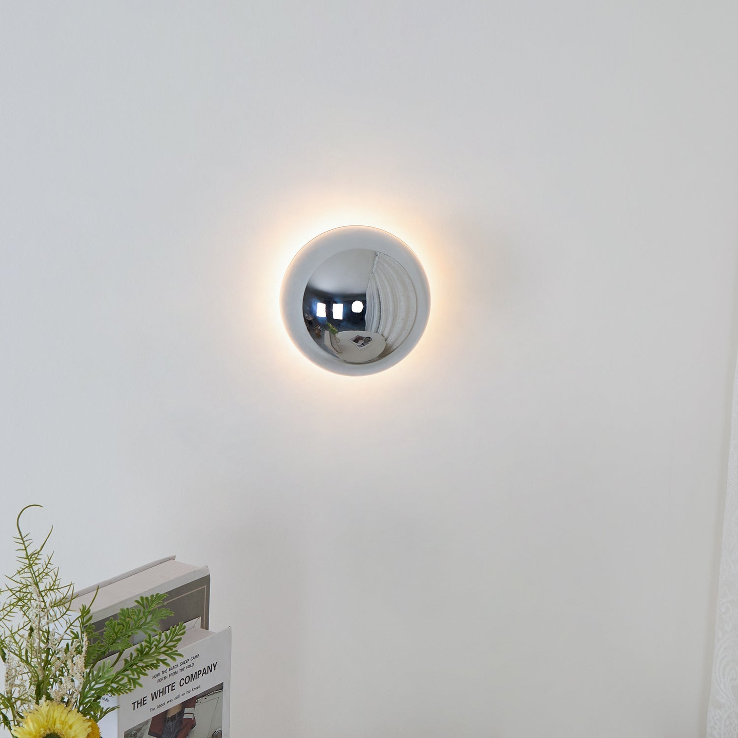 Louisa Modern Minimalist Sphere Sconce Wall Lamp - Letslighting