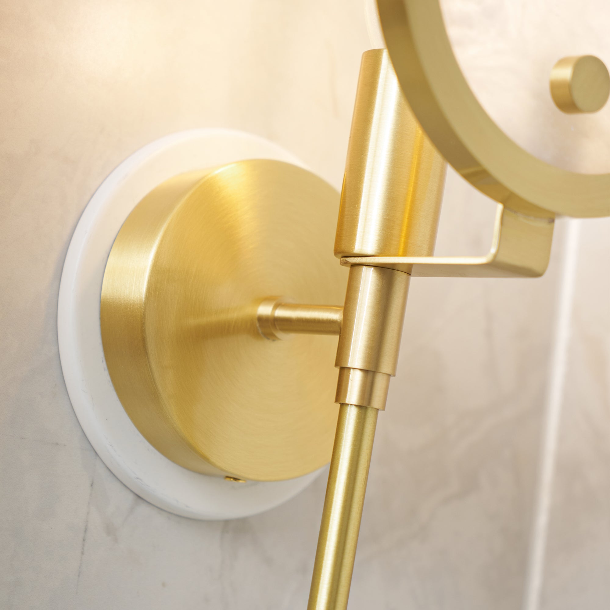 Ljomuvyo Modern Minimalist Brass Alabaster Sconce Wall Lamp - Letslighting
