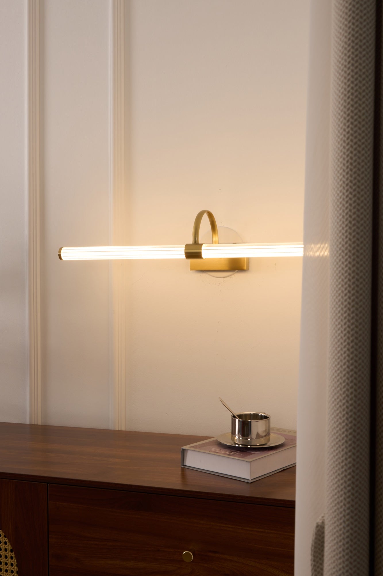 Beryl Modern Minimalist Brass Wall Light - Letslighting