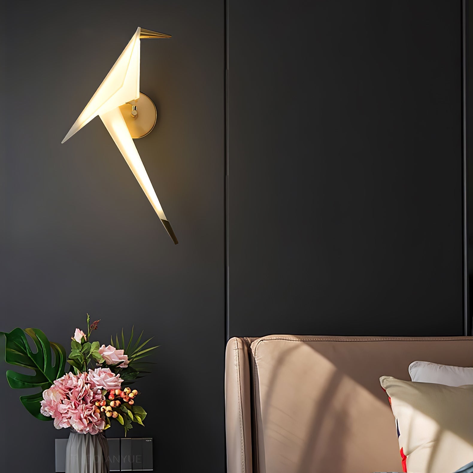 Cunorara Nordic Art Paper Crane Wall Lamp - Letslighting