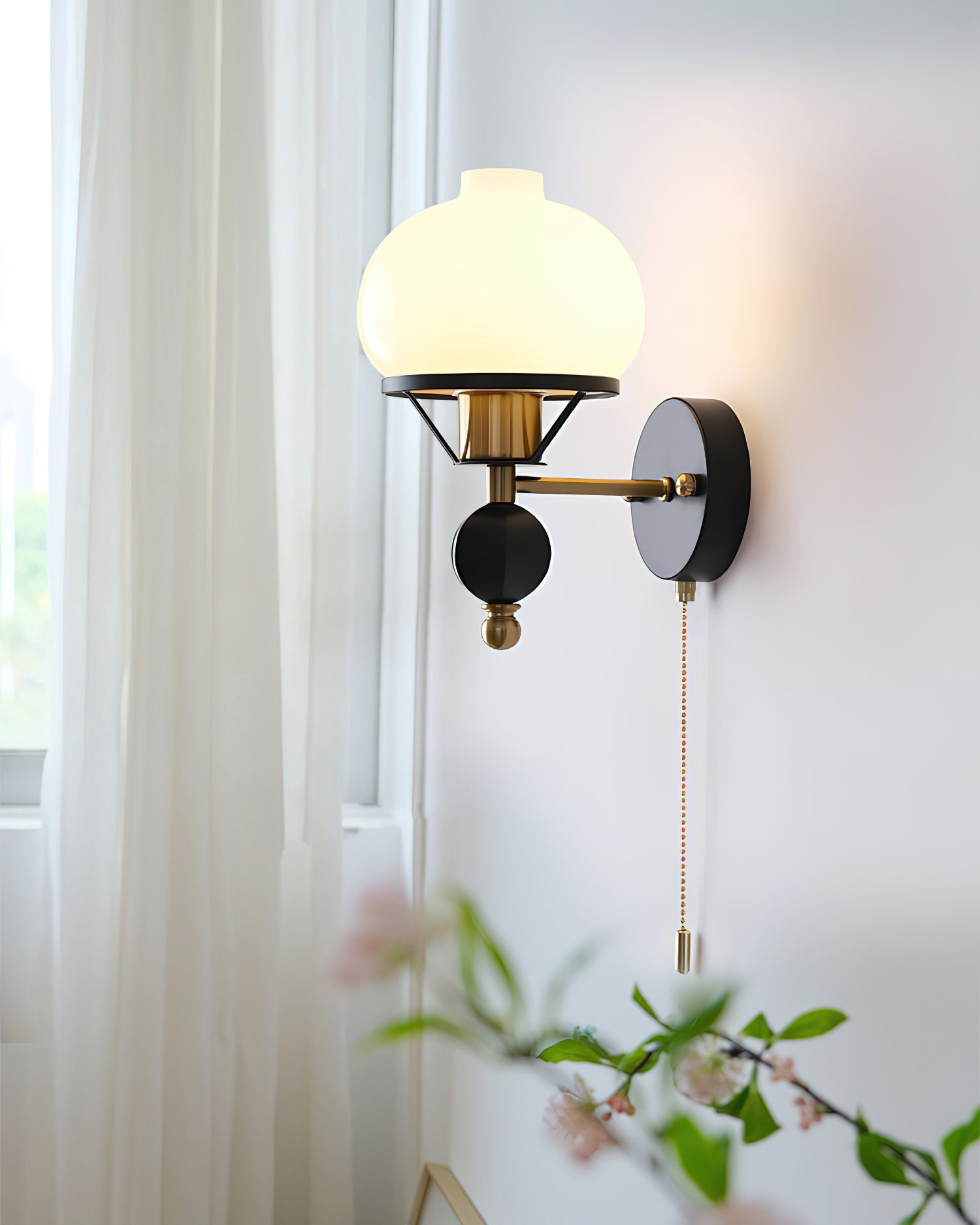 Aurum Balck Wall Light pull-chain switch - Letslighting