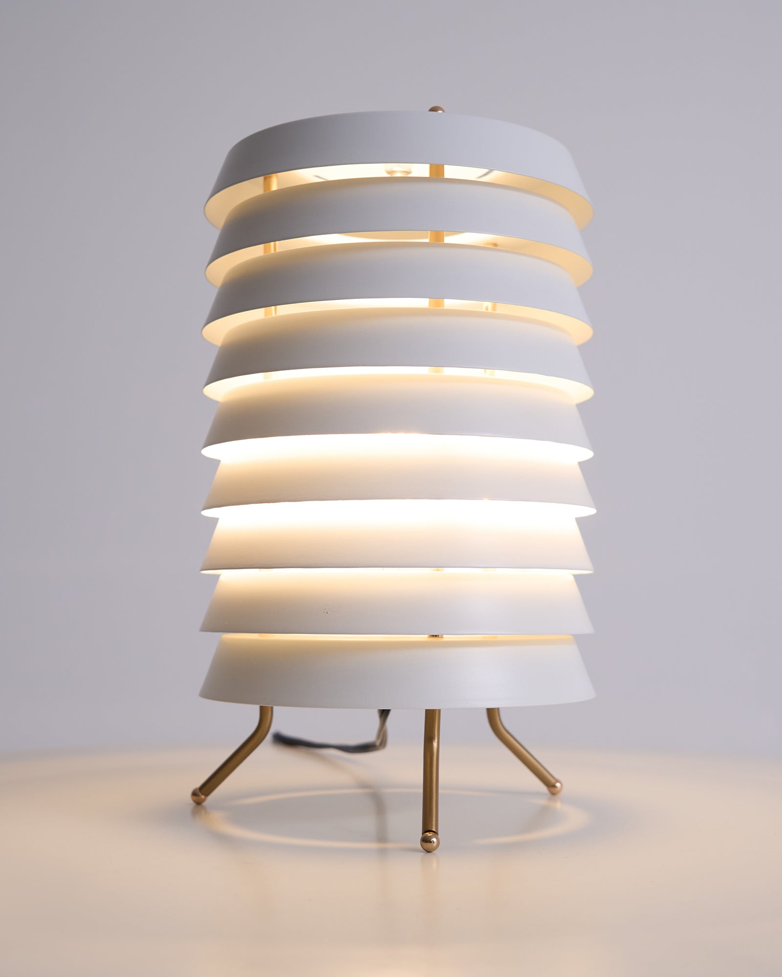Kora Lattice Scandinavian Table Lamp - Letslighting