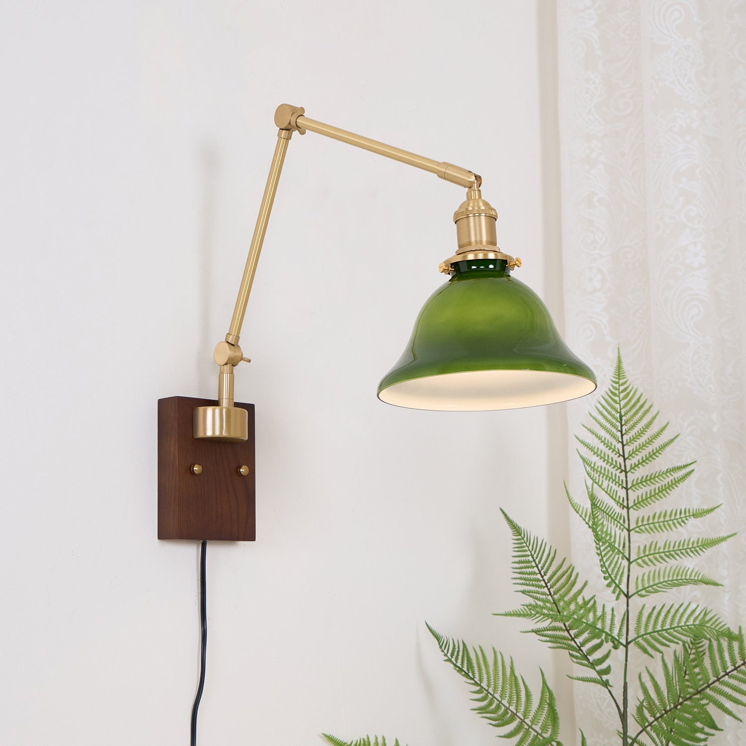 Vionde Adjustable Brass and Green Glass Wall Lamp - Letslighting