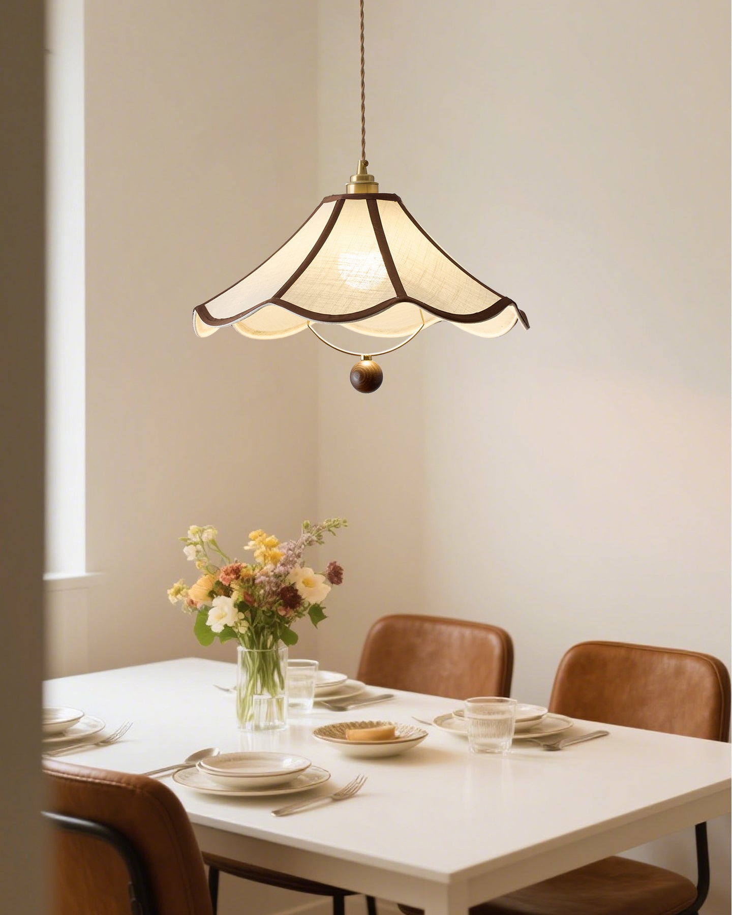 Bellaria Vintage Scalloped Pendant Lamp - Letslighting