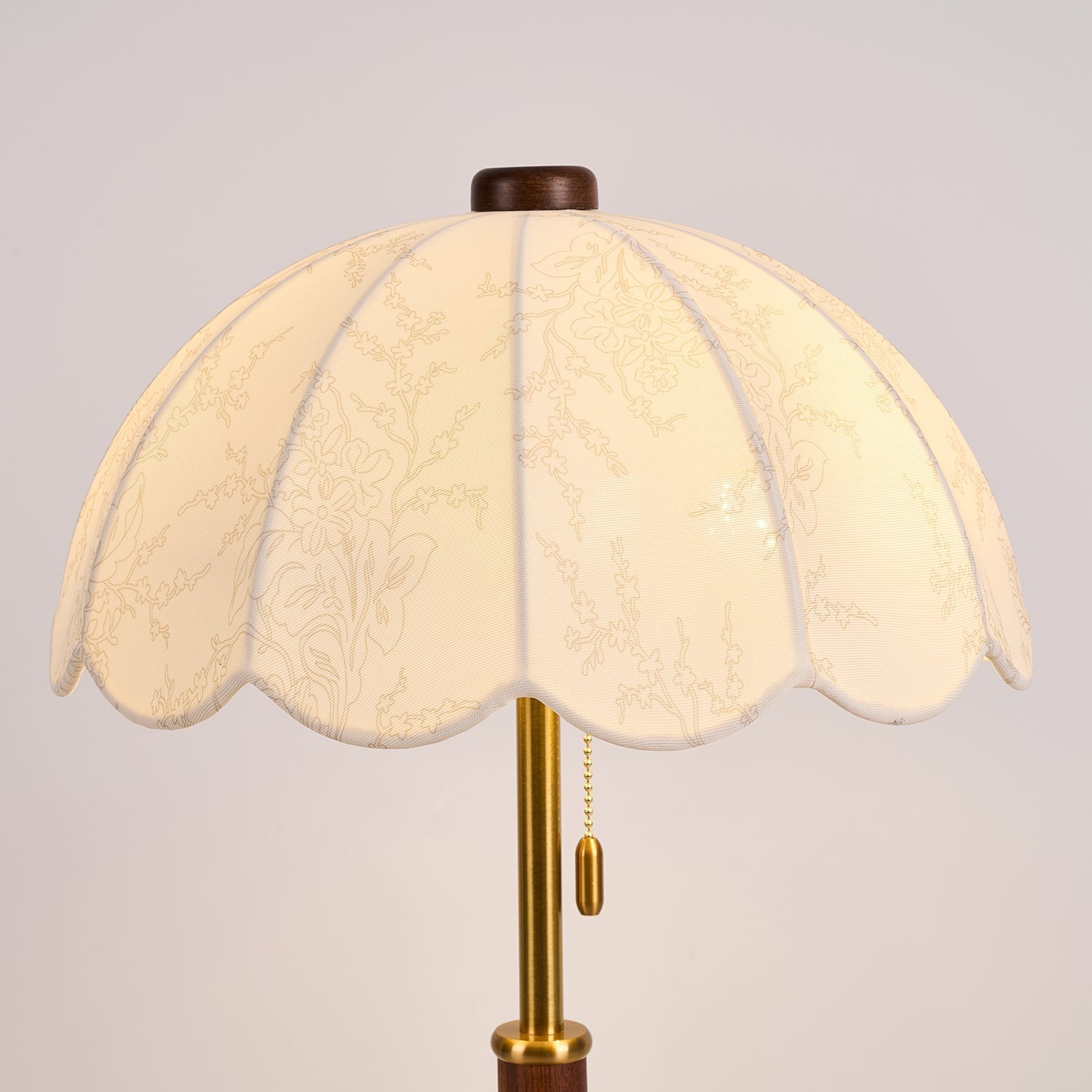 Axiain Wood Fabric Table Lamp - Letslighting