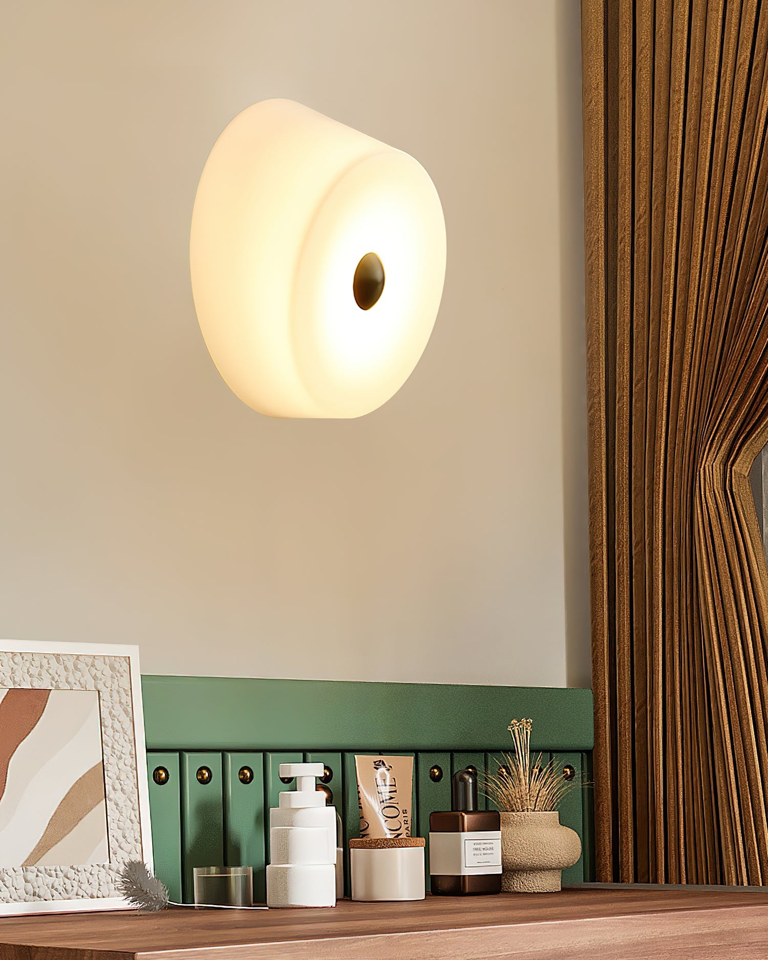 Ben Wall Lamp Glass Subtle Glow - Letslighting