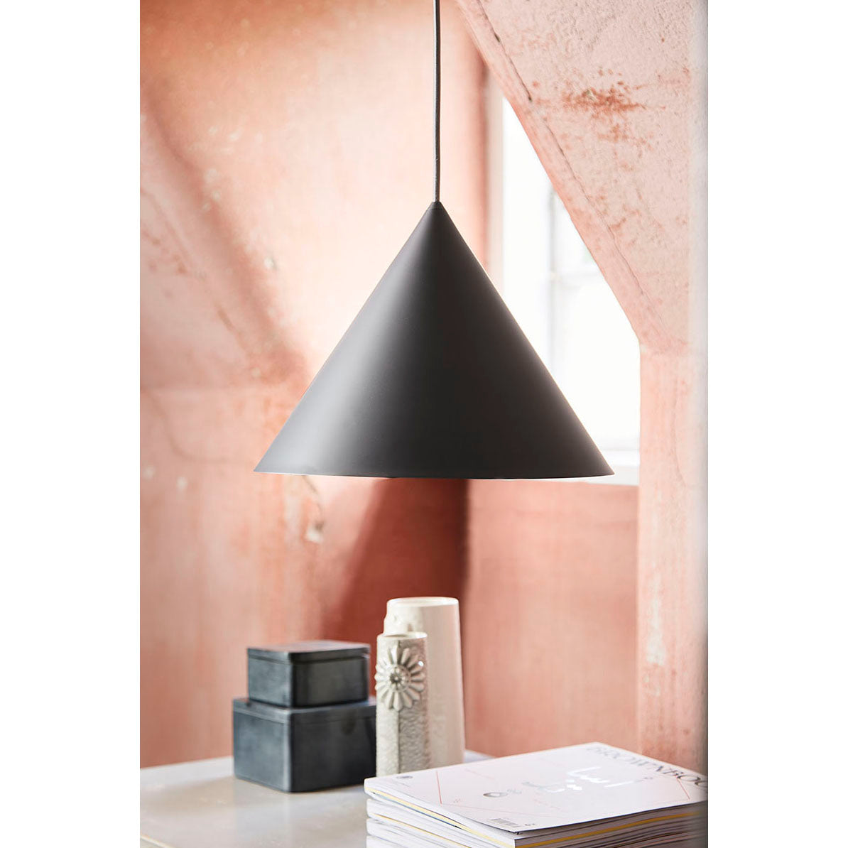 Caeluvyu Modern Minimalist Dark Pendant Lamp - Letslighting