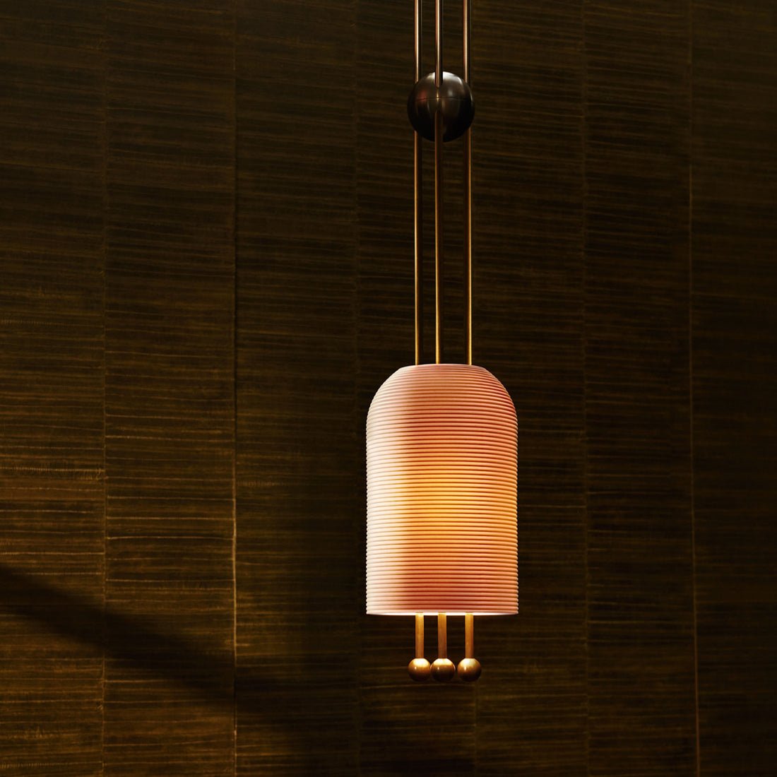 Voloraris Traditional Elegance Glass Pendant Light - Letslighting