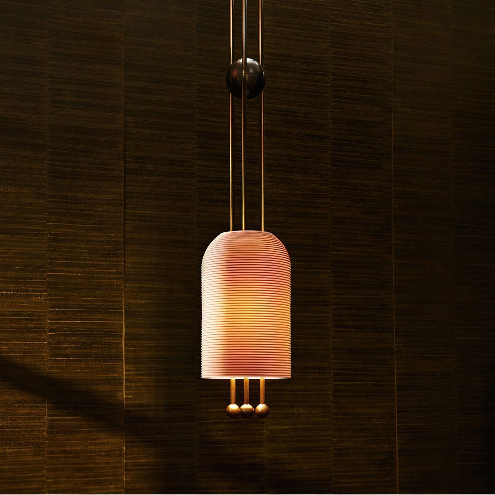 Voloraris Traditional Elegance Glass Pendant Light - Letslighting