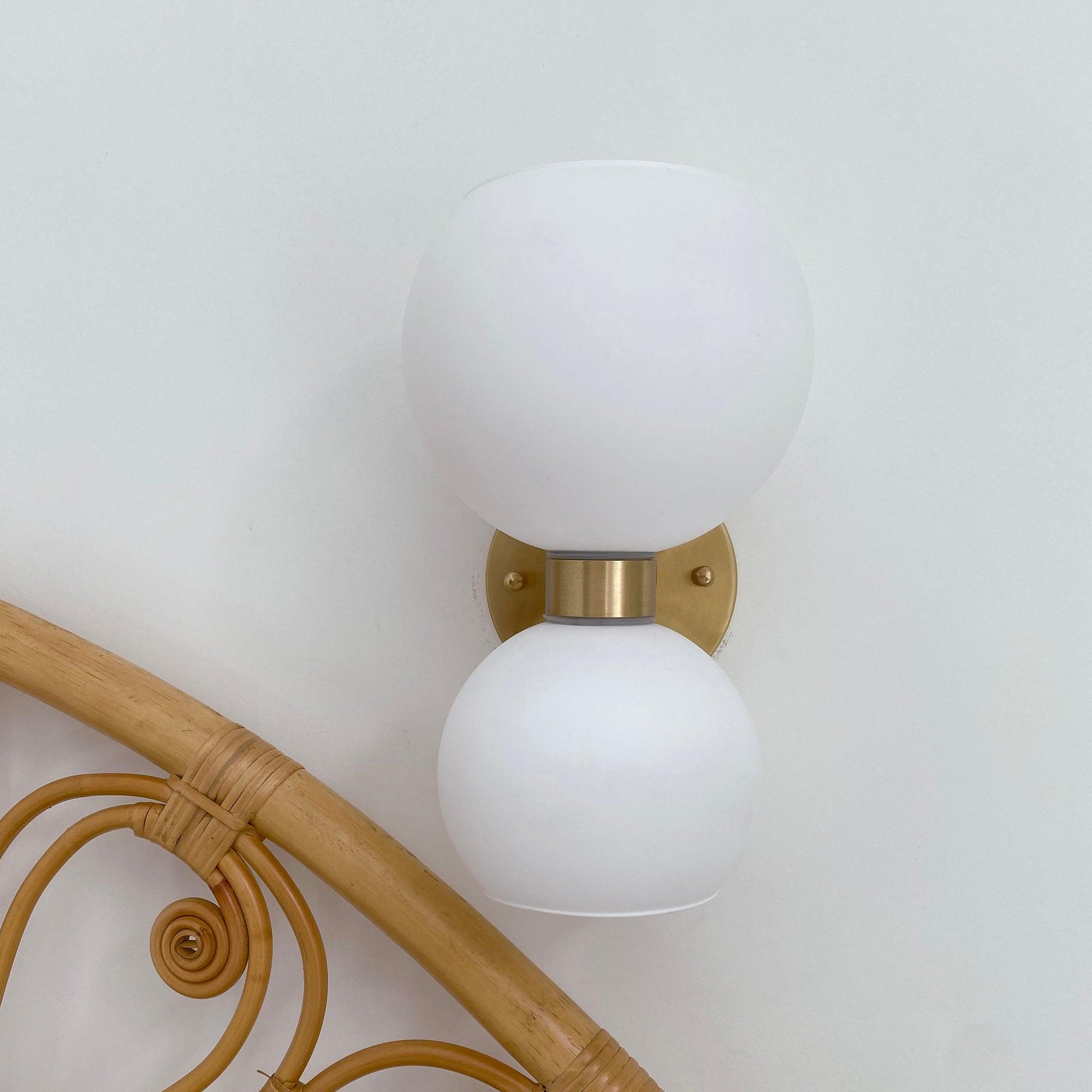Umarion Round Pearl Glass Sconce Wall lamp - Letslighting