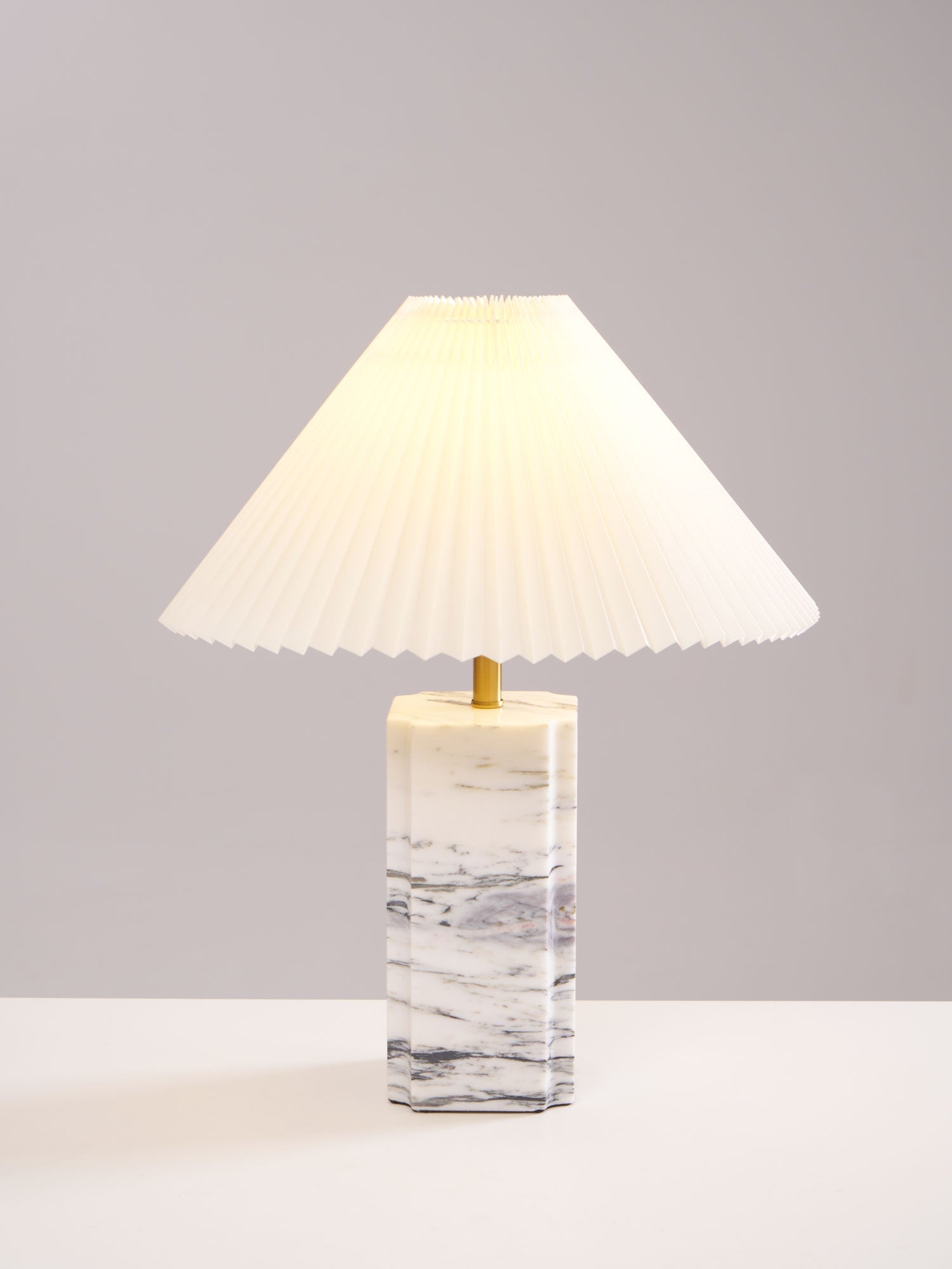 Belle Modern Table Lamp - Letslighting