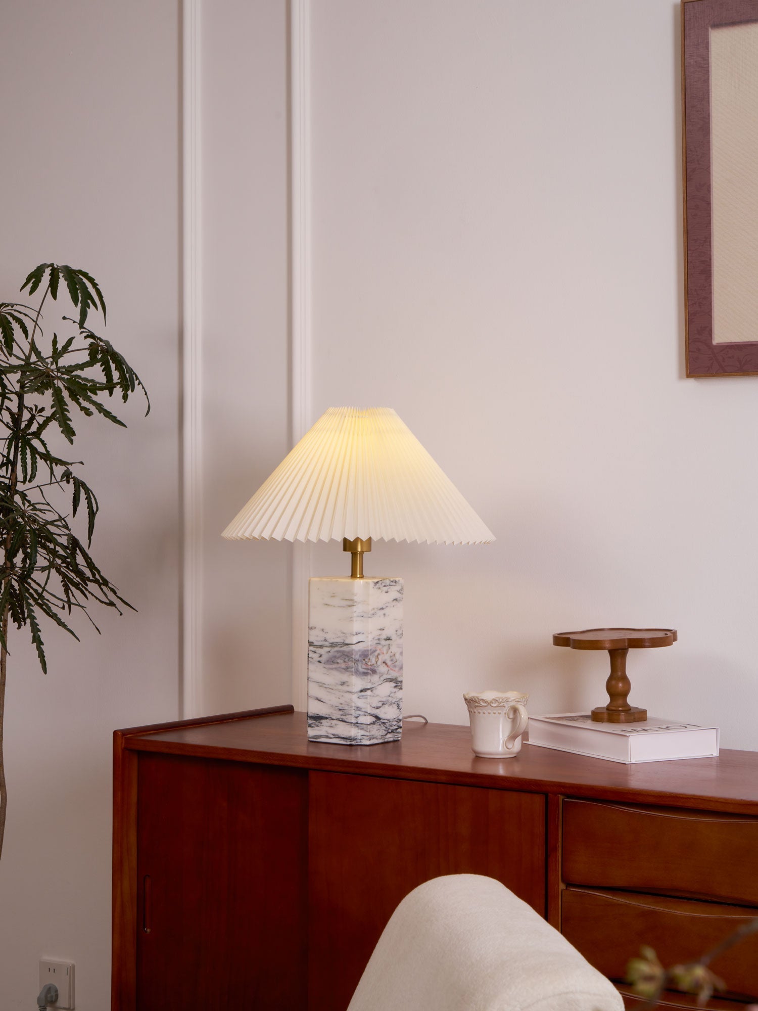 Belle Modern Table Lamp - Letslighting