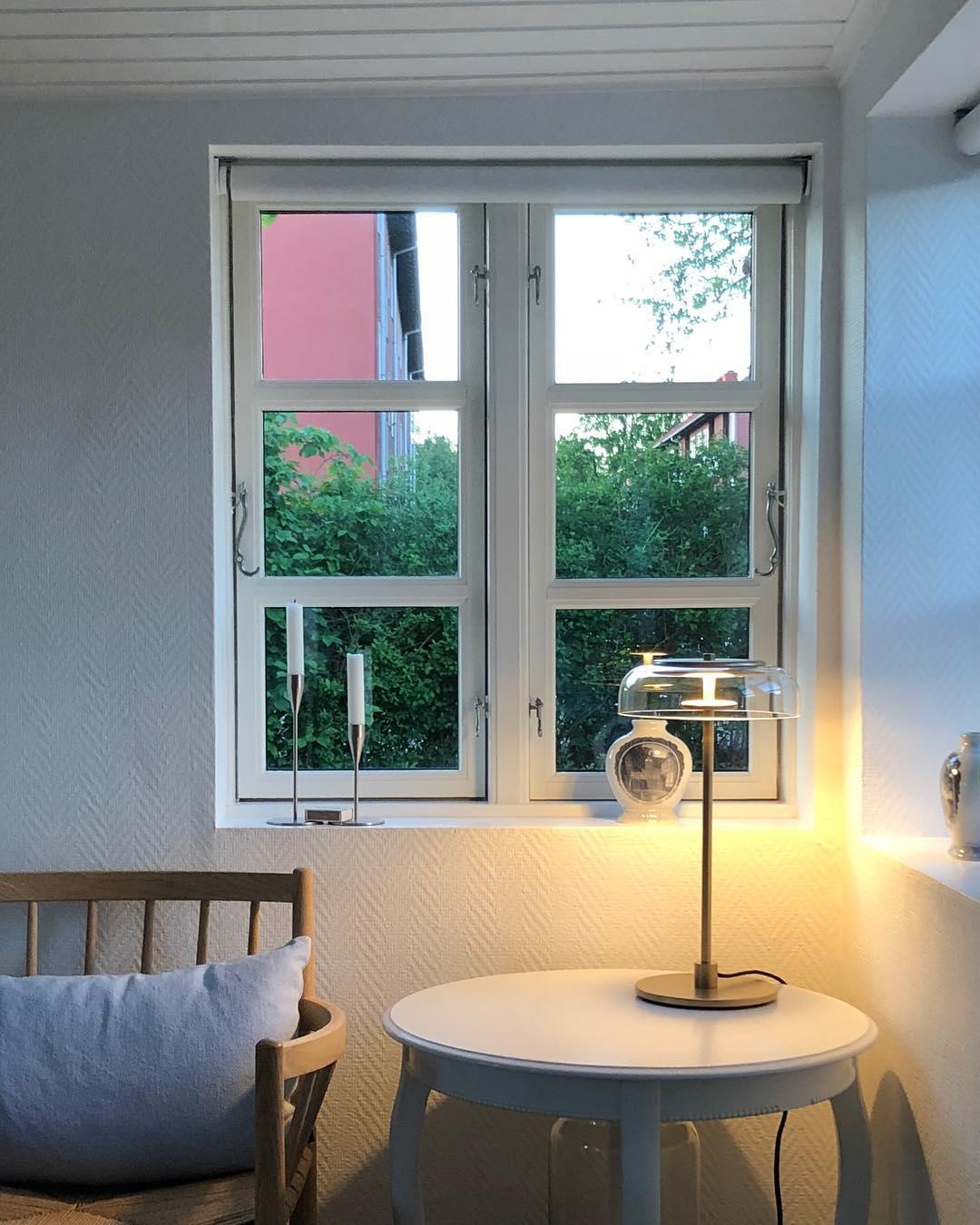 Solara Table Lamp Clear Glass Shade Wood Base - Letslighting