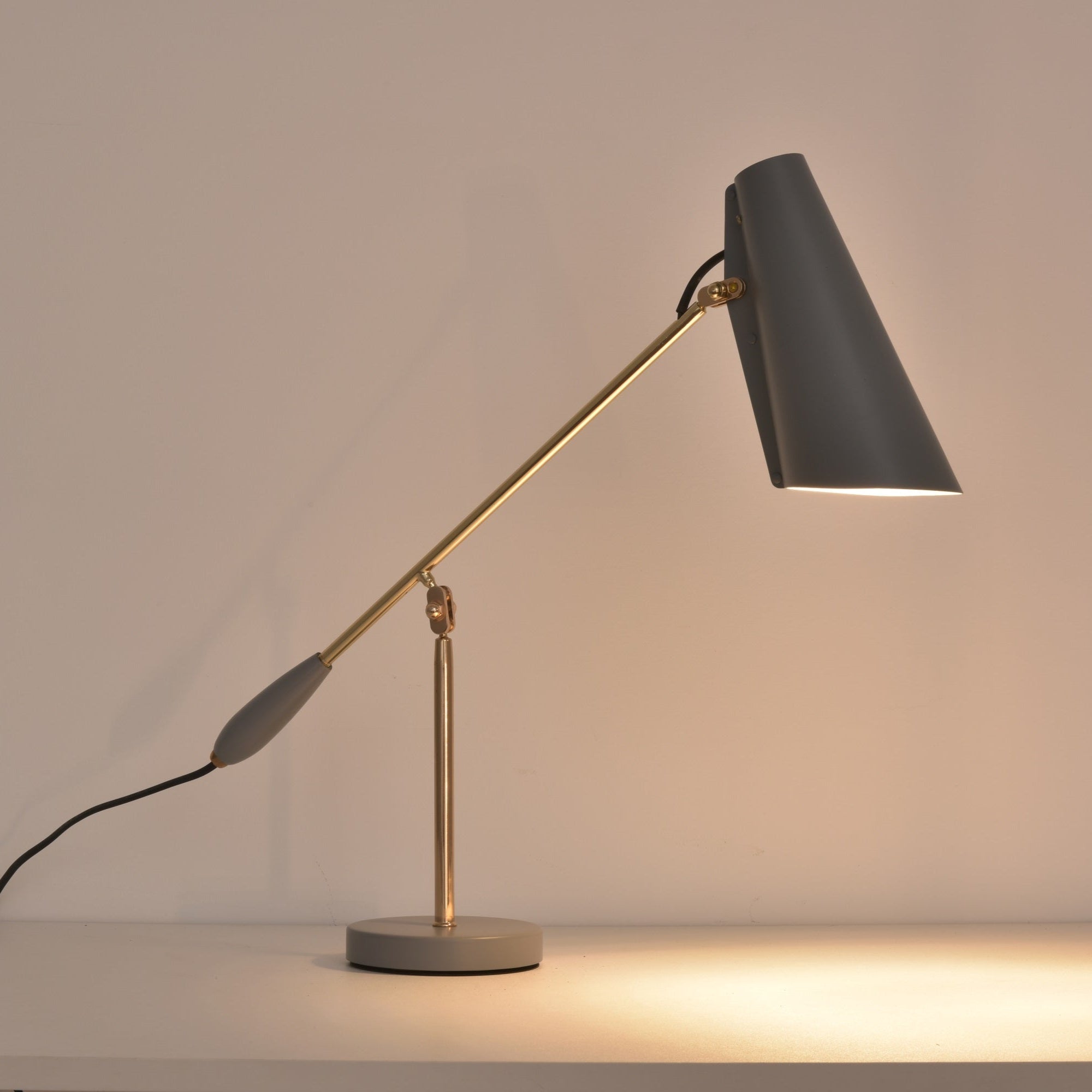 Orbix Steel Mid-Century Table Lamp - Letslighting