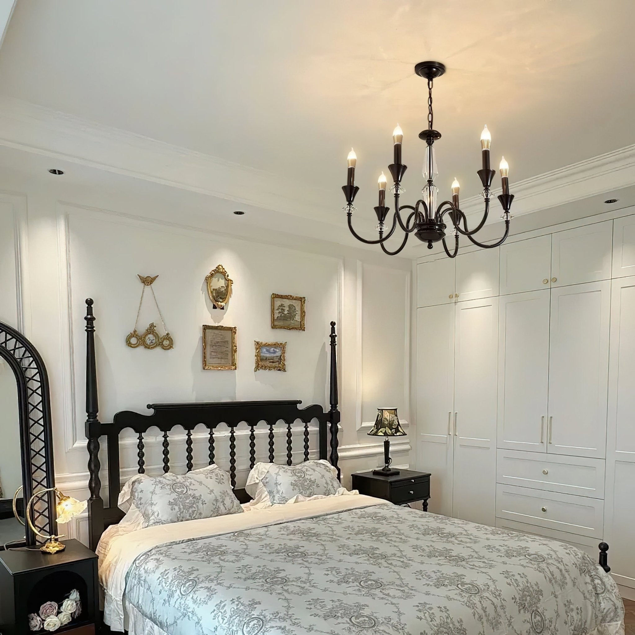 Lustra Chandelier Black & Crystal Candelabra - Letslighting