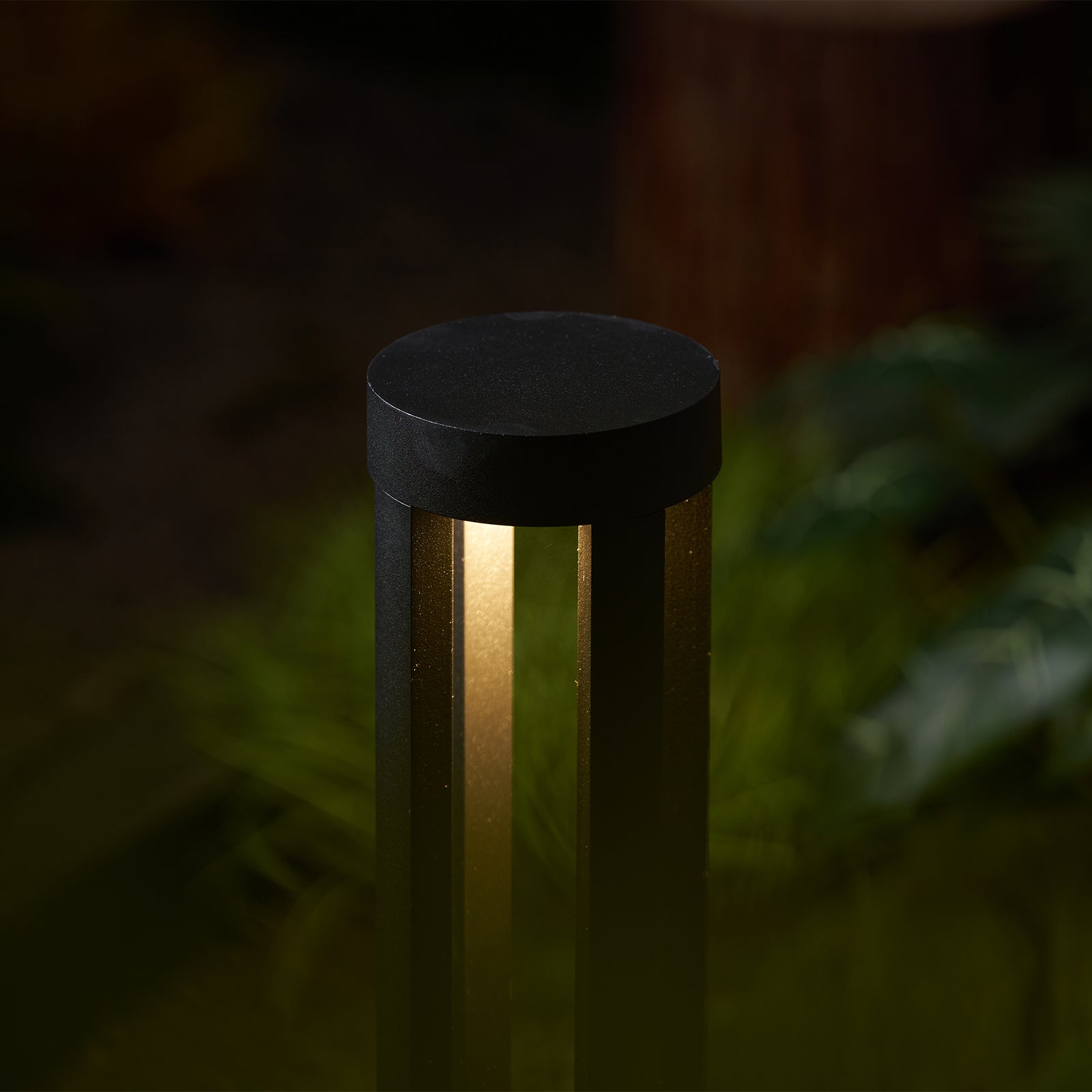 Lustra Outdoor Light Black Cylindrical Garden - Letslighting
