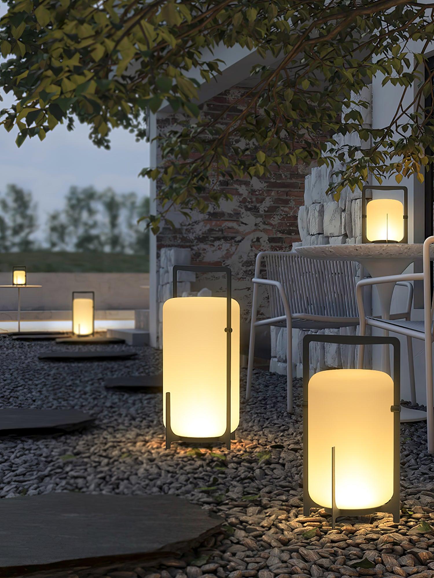 Black Twilight Lantern Table Lamp - Blowlighting