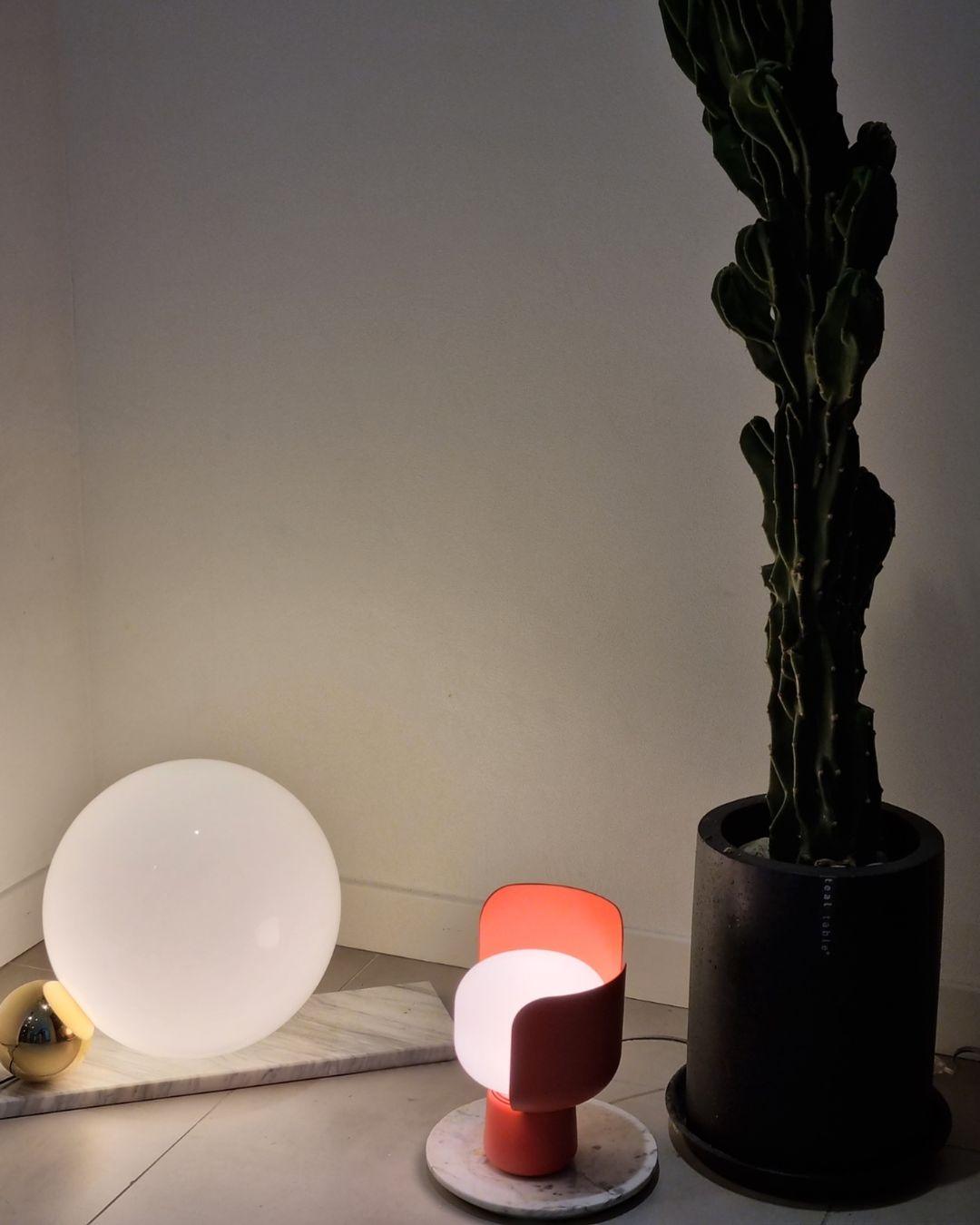 Zuri Plastic Minimalist Table Lamp - Letslighting