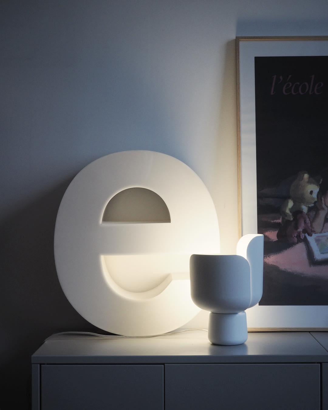 Zuri Plastic Minimalist Table Lamp - Letslighting