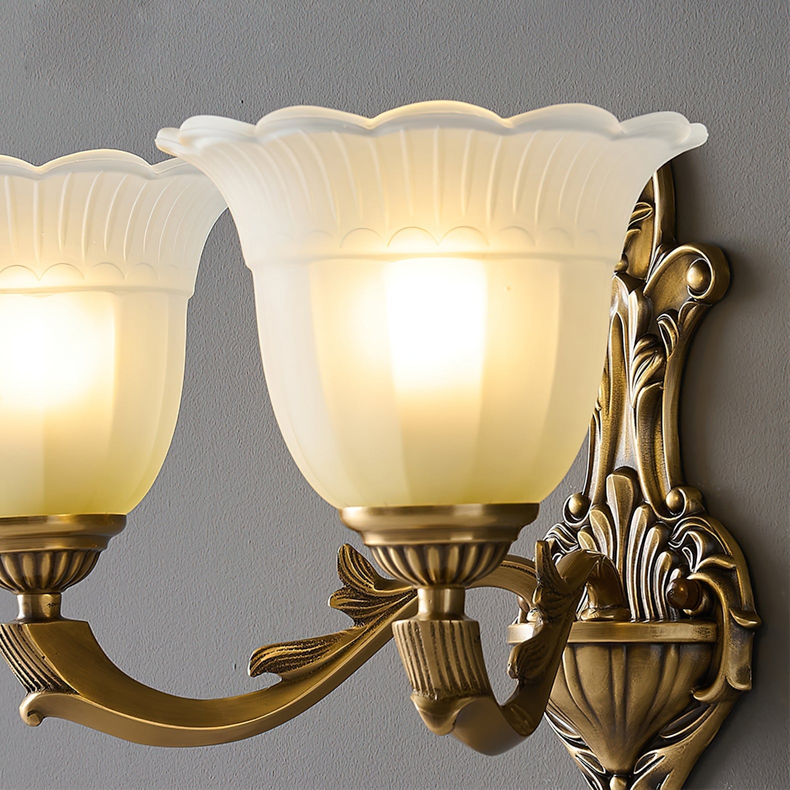 Sifuvyd Luxury Flower Brass Glass Sconce - Letslighting