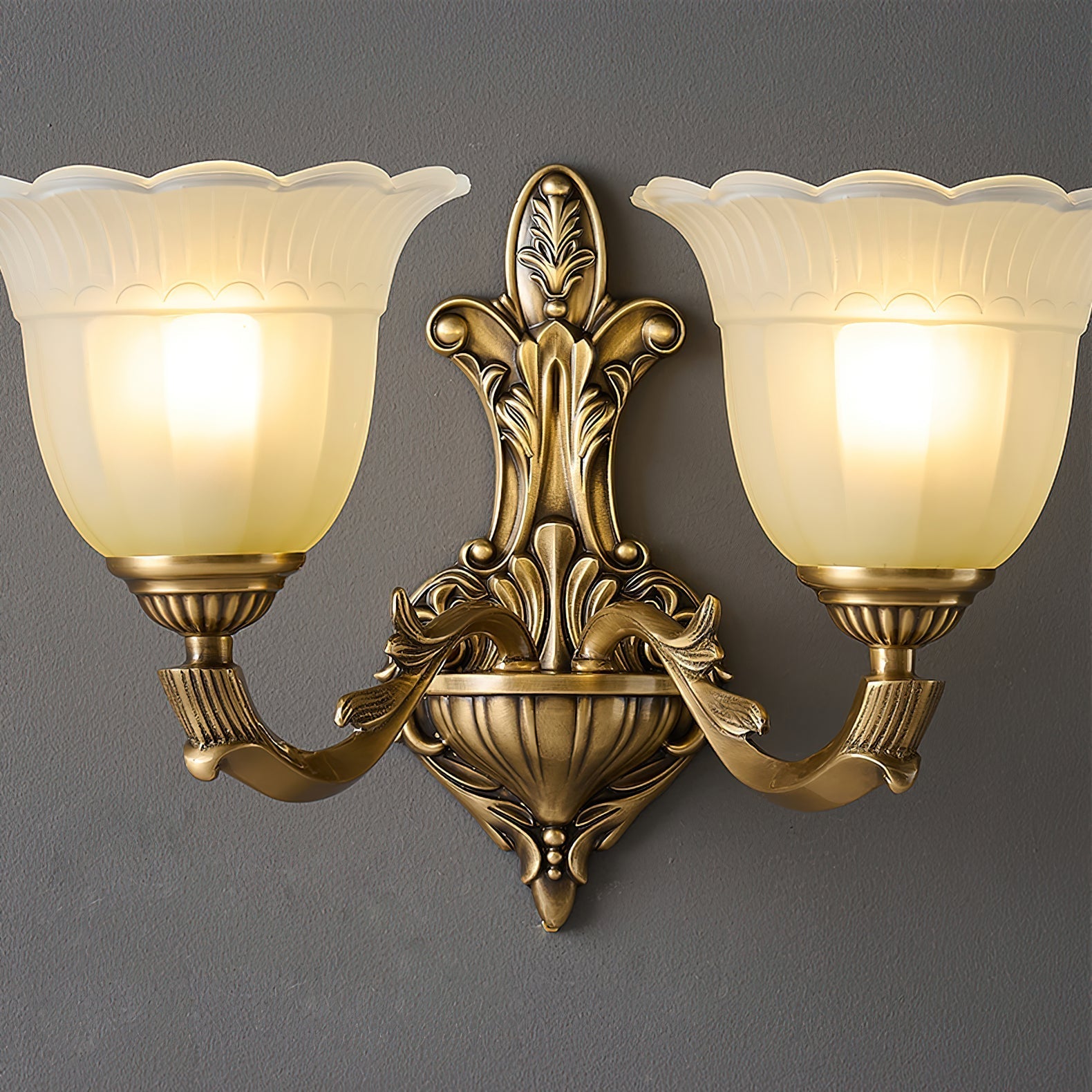 Sifuvyd Luxury Flower Brass Glass Sconce - Letslighting