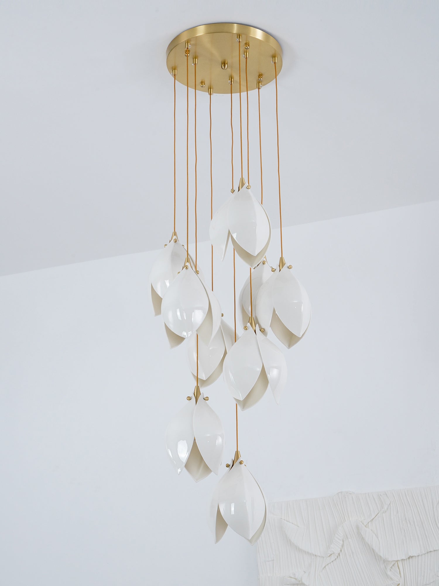 Lustra Pendant Lamp White Floral Ceramic - Letslighting