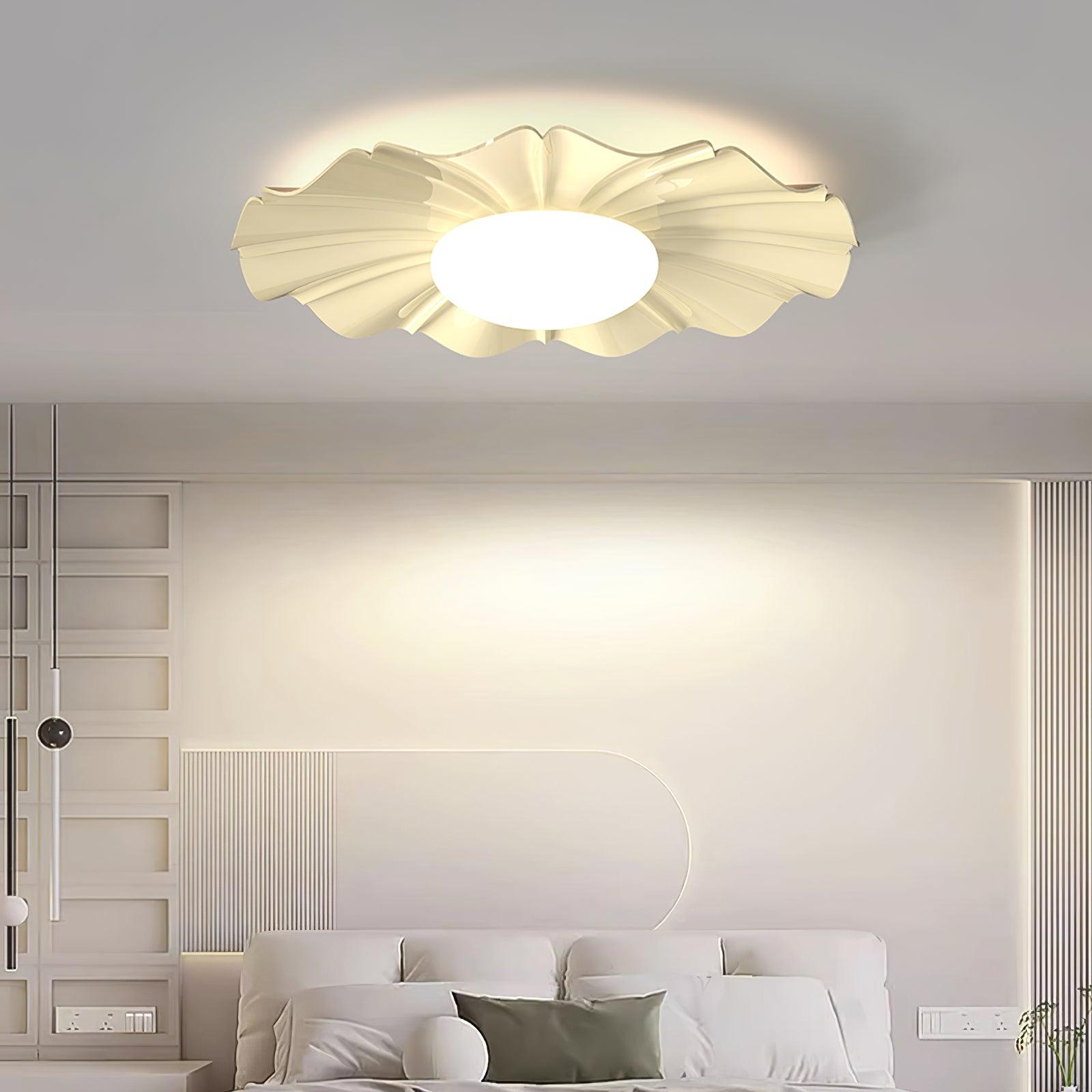 Lustra Ceiling Light Gold LED Scalloped for Bedroom - Letslighting
