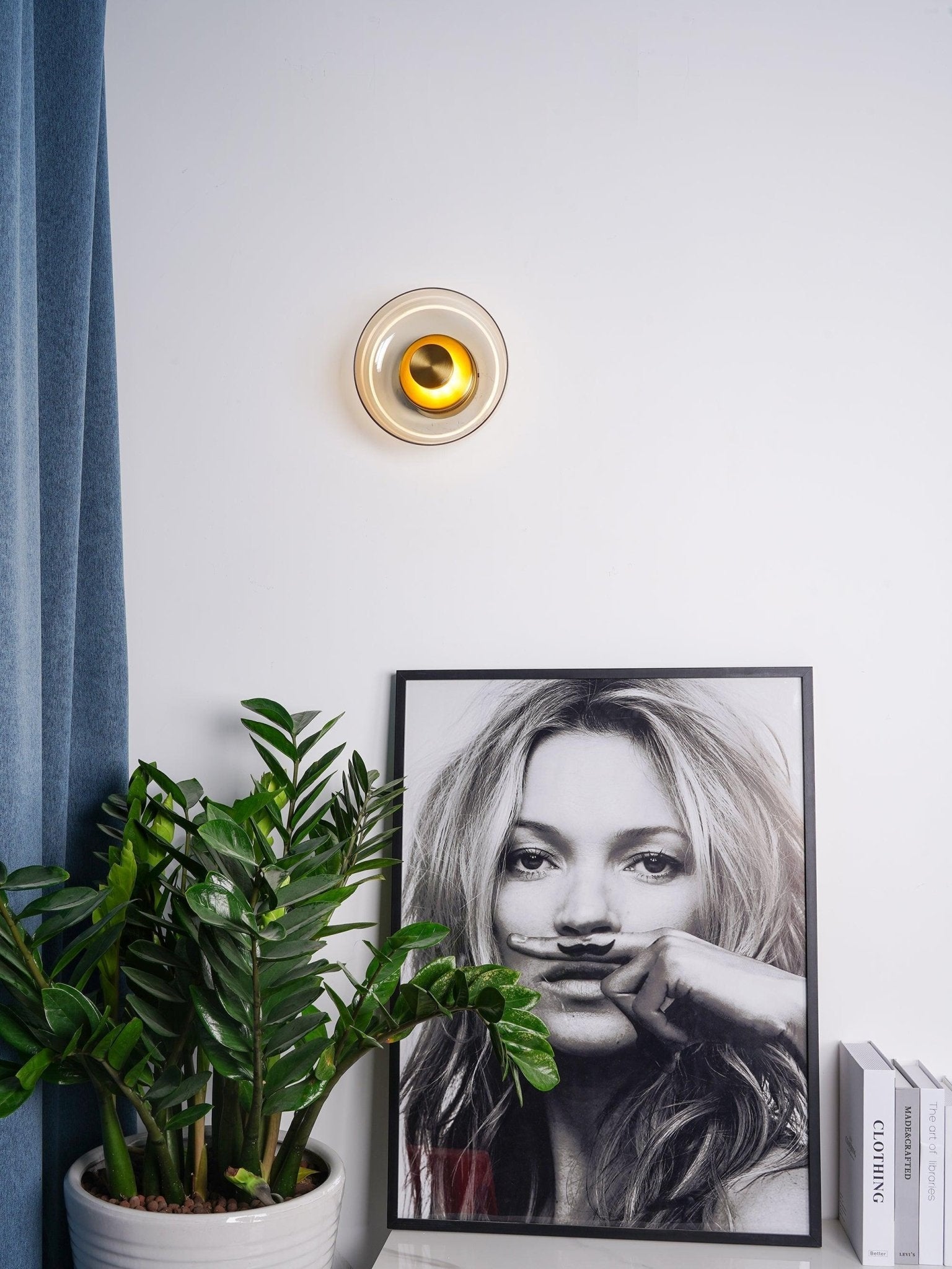 Crux Modern Minimalist Brass Glass Wall Light - Letslighting