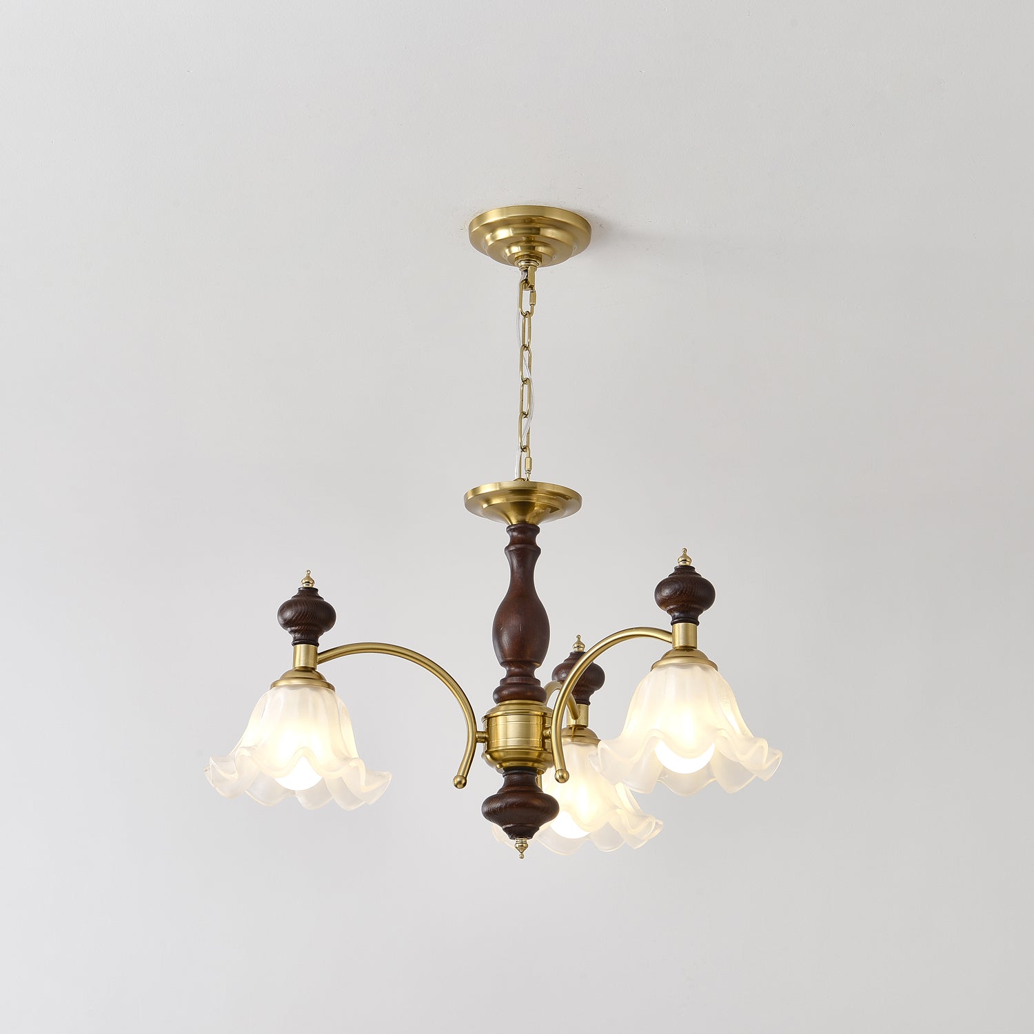 Lustra Chandelier Wood & Brass Blossom Flowers - Letslighting