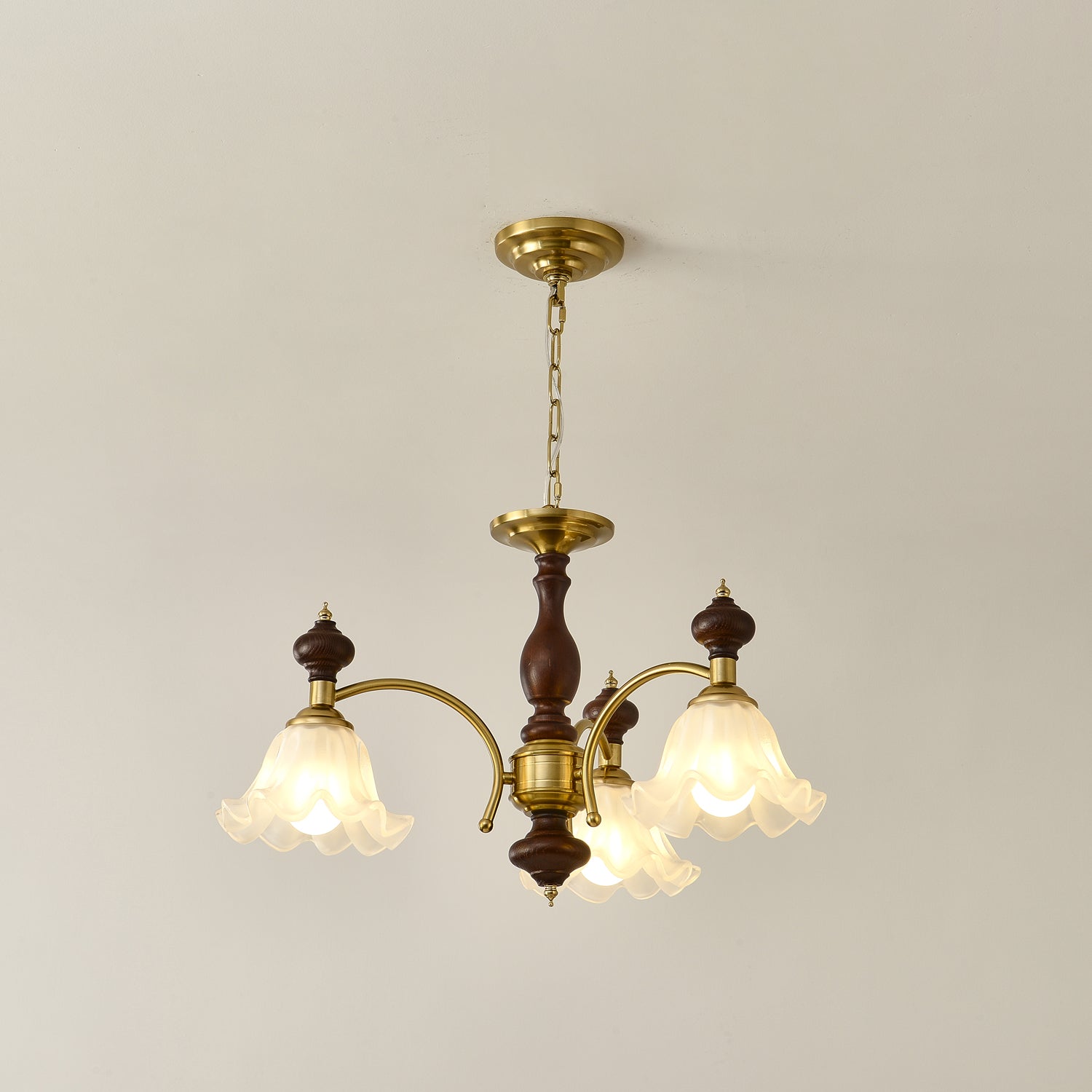 Lustra Chandelier Wood & Brass Blossom Flowers - Letslighting