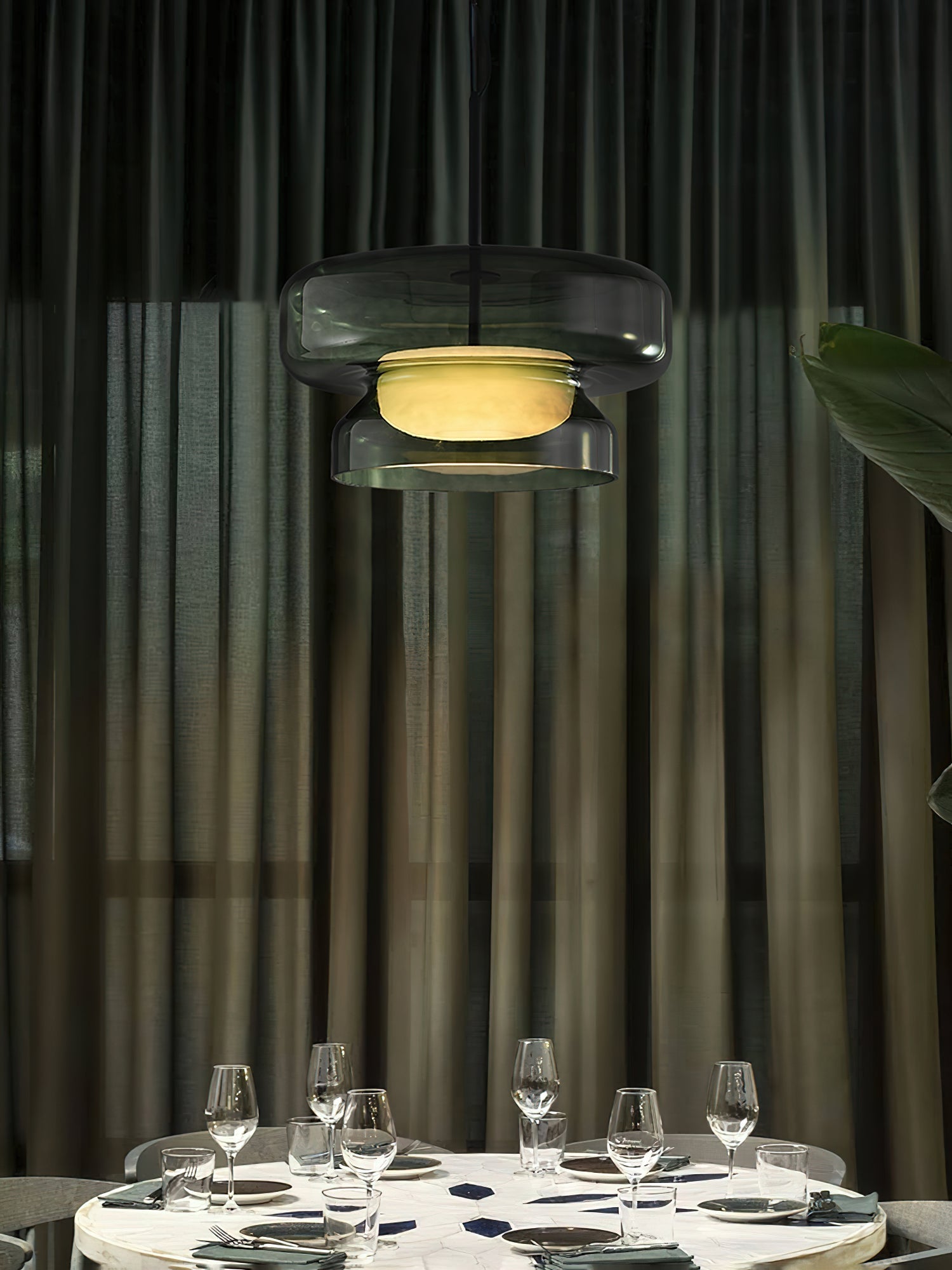 Zerithce Glass Modern Minimalist Pendant Lamp - Letslighting