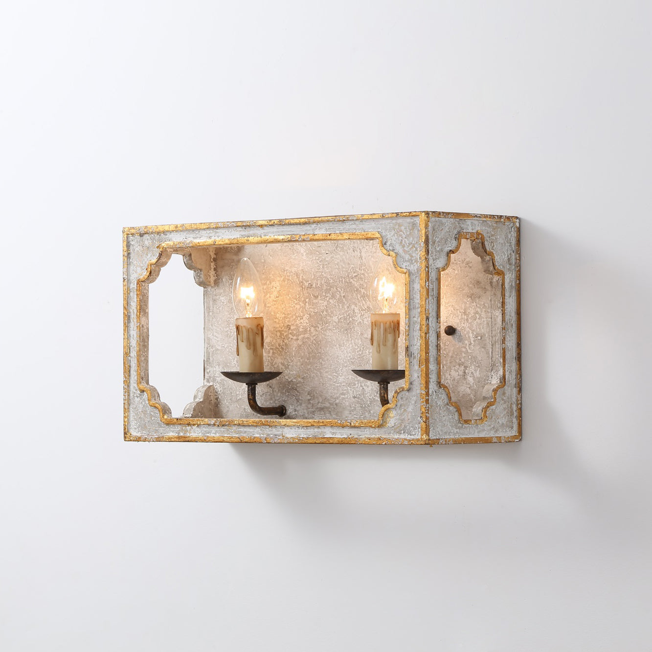 Vatnuvyd Rustic Cube Wooden Sconce - Letslighting