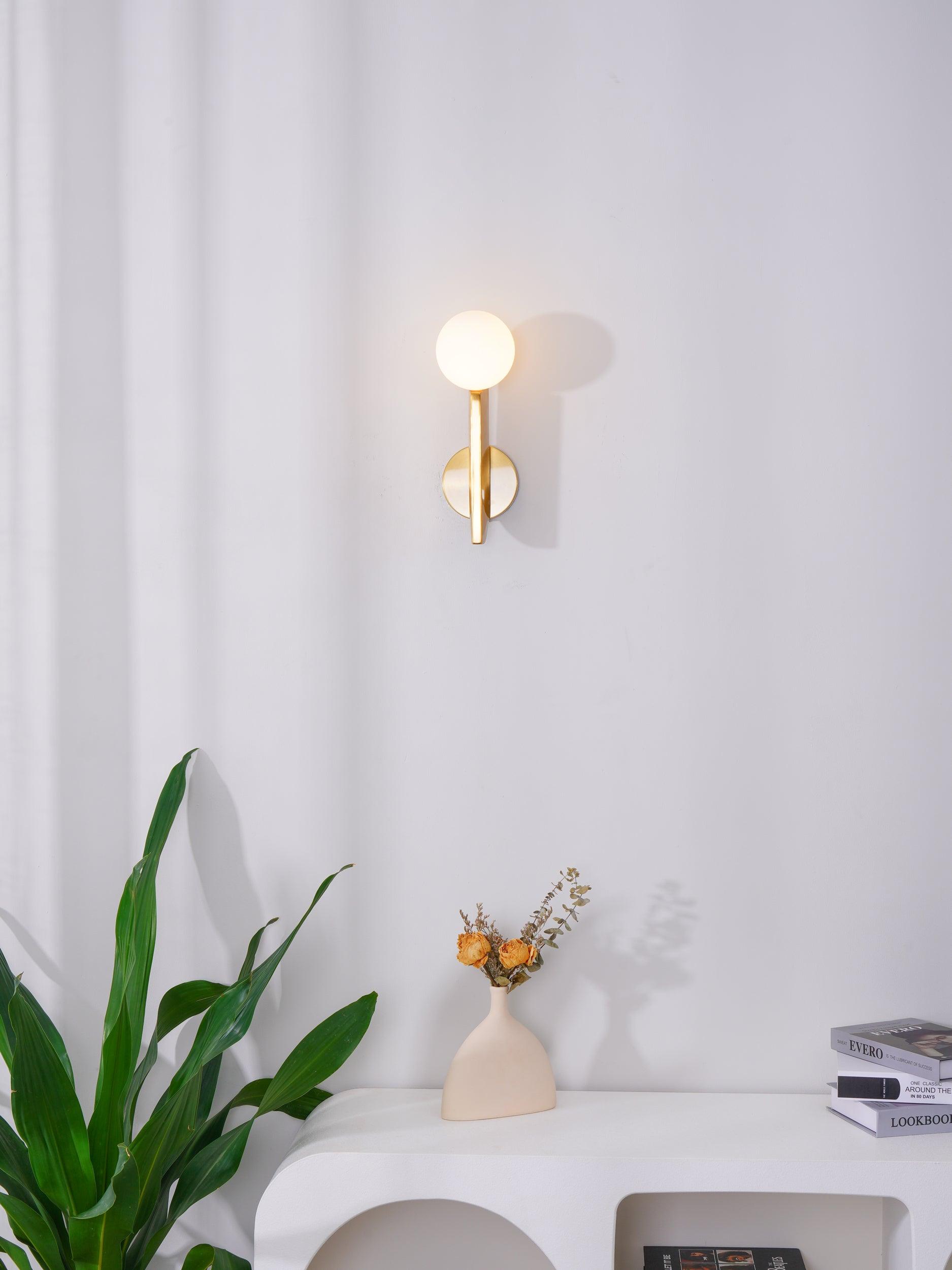 Lustra Wall Lamp Glass Globe Sculptural - Letslighting