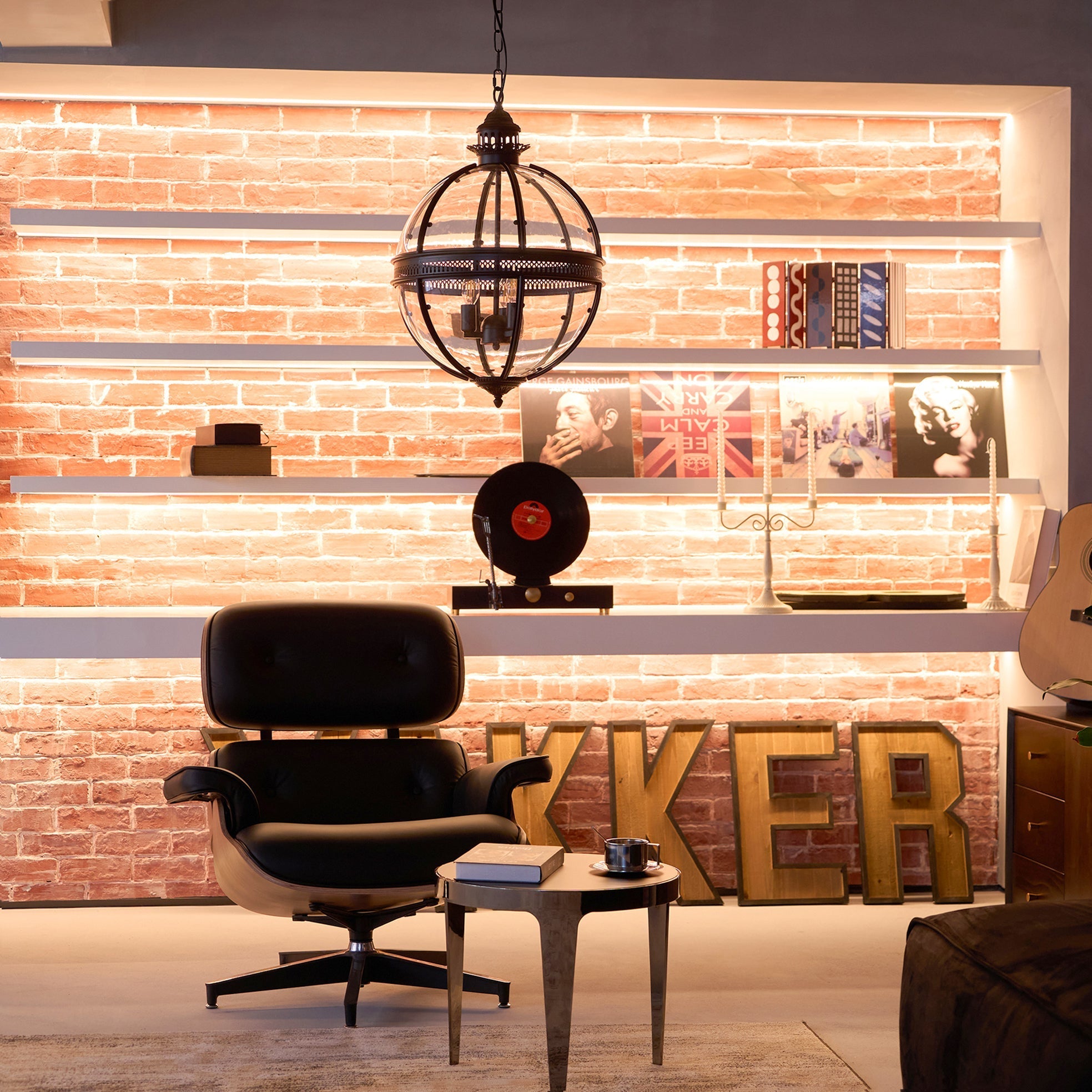 Epoch Retro Braeden Pendant Light Glass