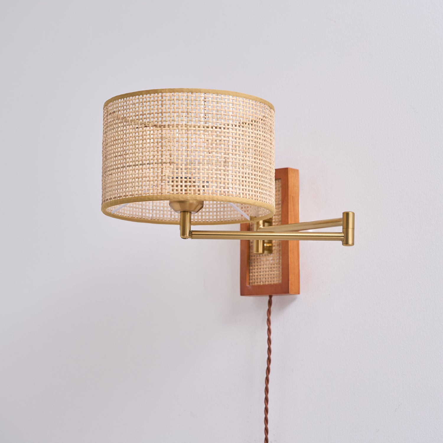 Rivaro Swing Arm Wall Lamp - Letslighting