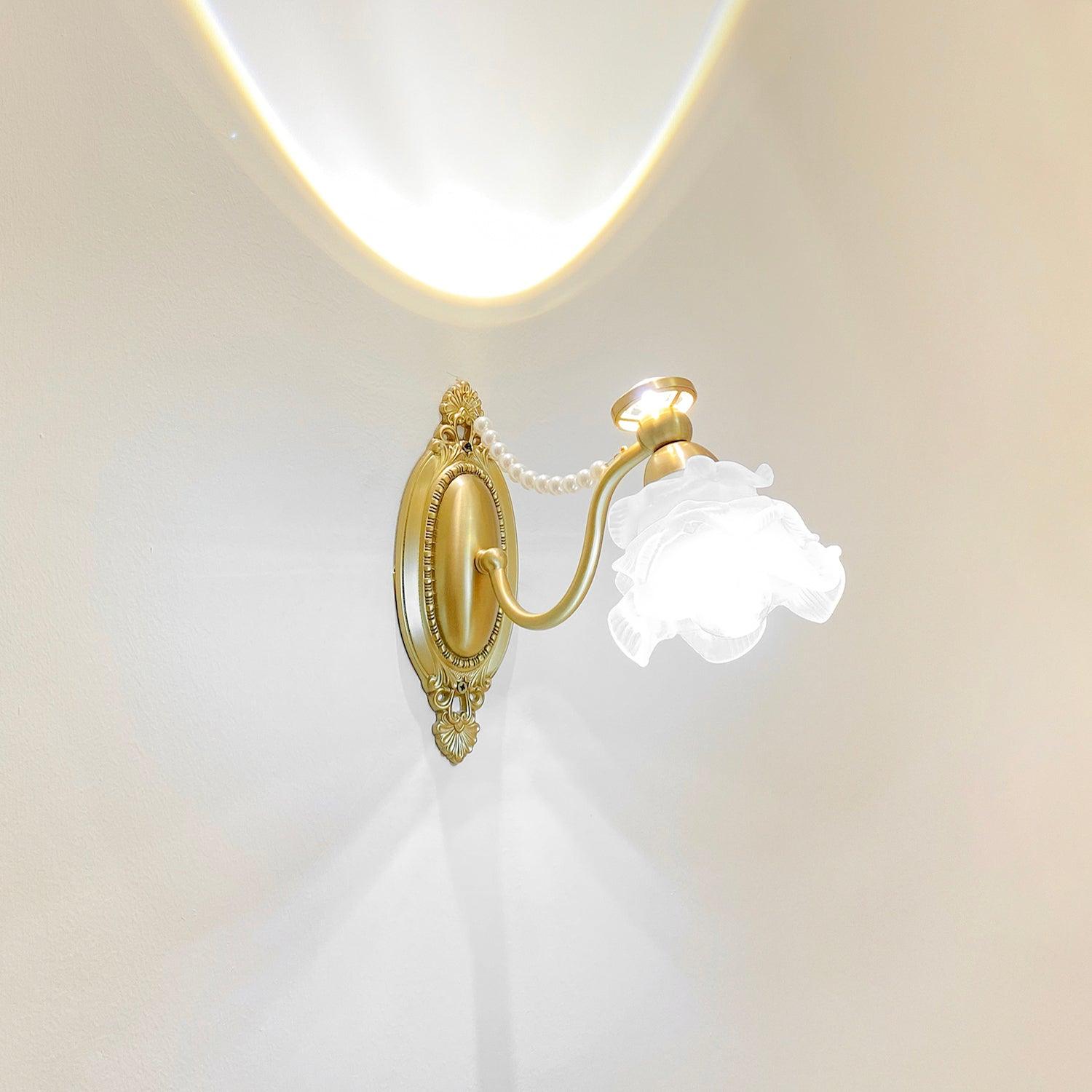 Zoey Brass Floral Wall Lamp - Letslighting