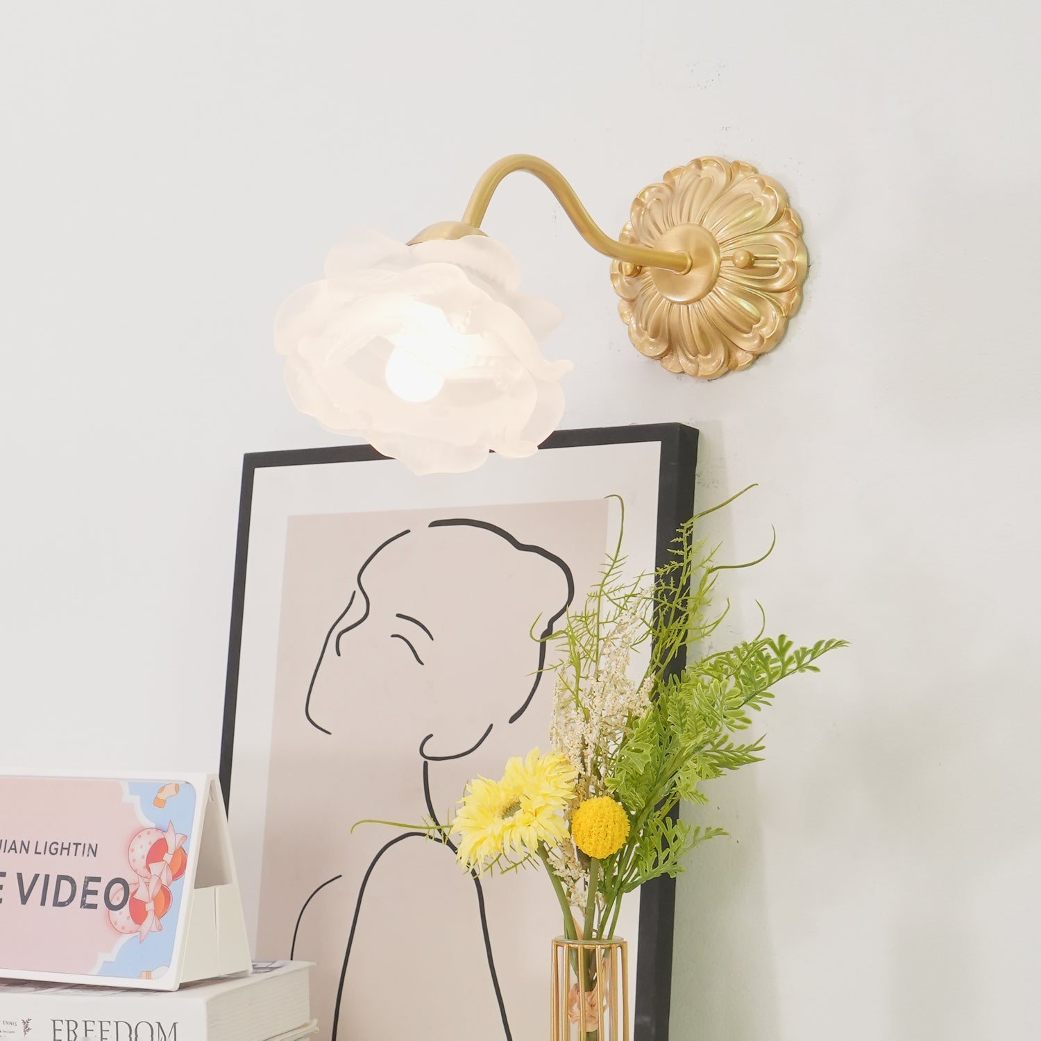 Drifte Brass Floral Luxury Wall Lamp - Letslighting