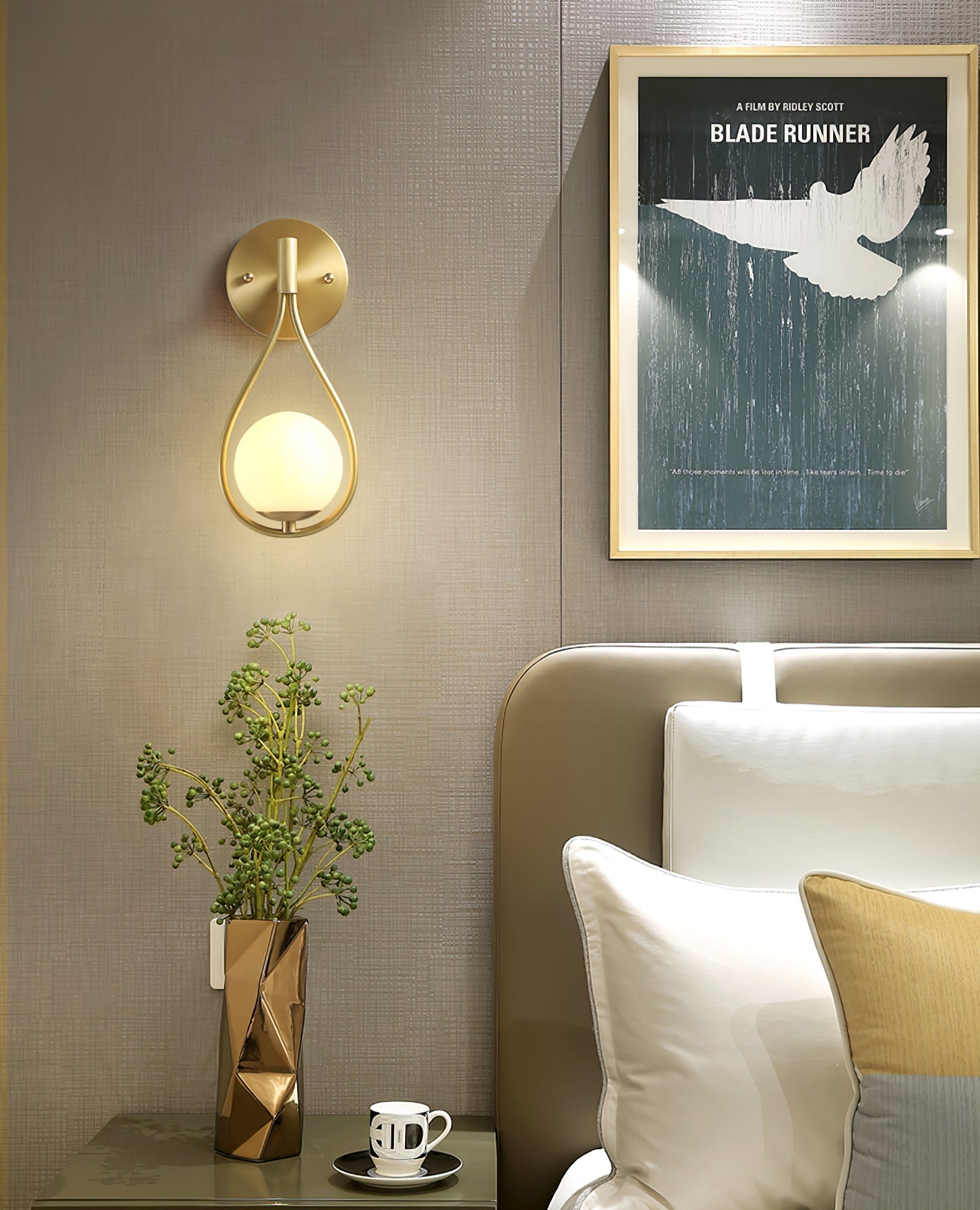 Icarila Modern Minimalist Vanity Brass Glass Wall Lamp - Letslighting