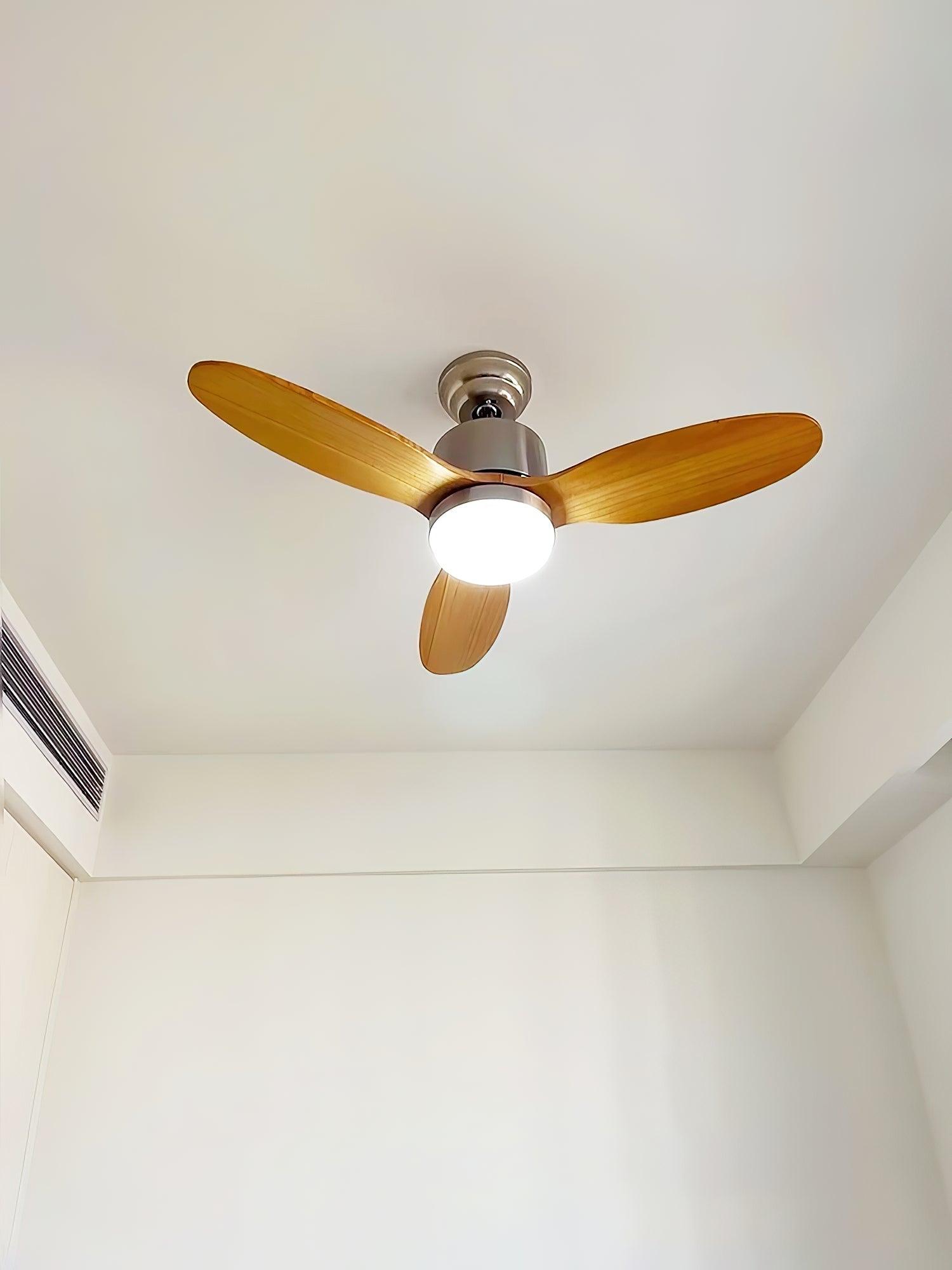 Essen Modern Minimalist Natural Wooden Acrylic Ceiling Fan Light - Letslighting