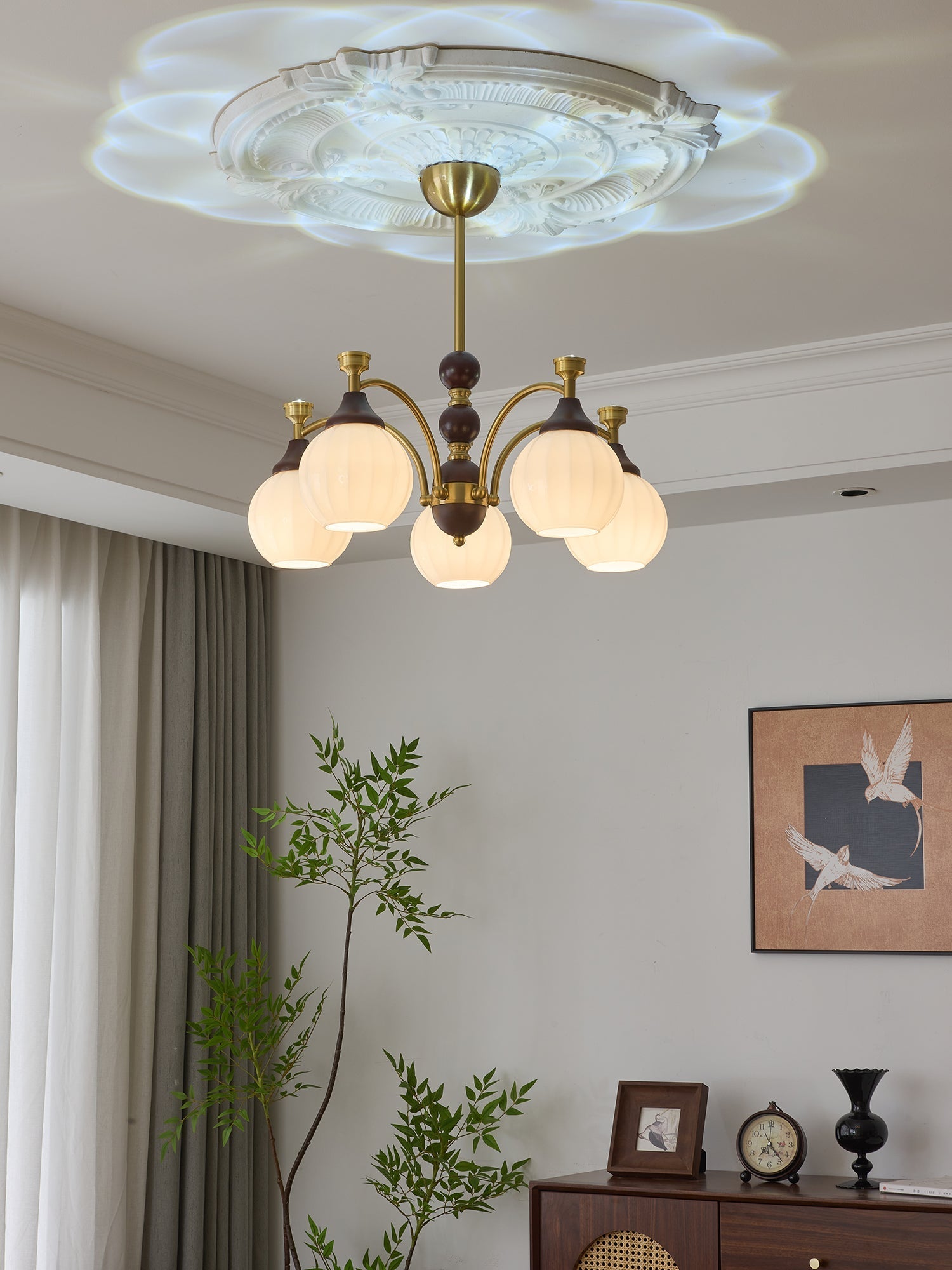 Illoros Traditional Elegance Wood Chandelier - Letslighting