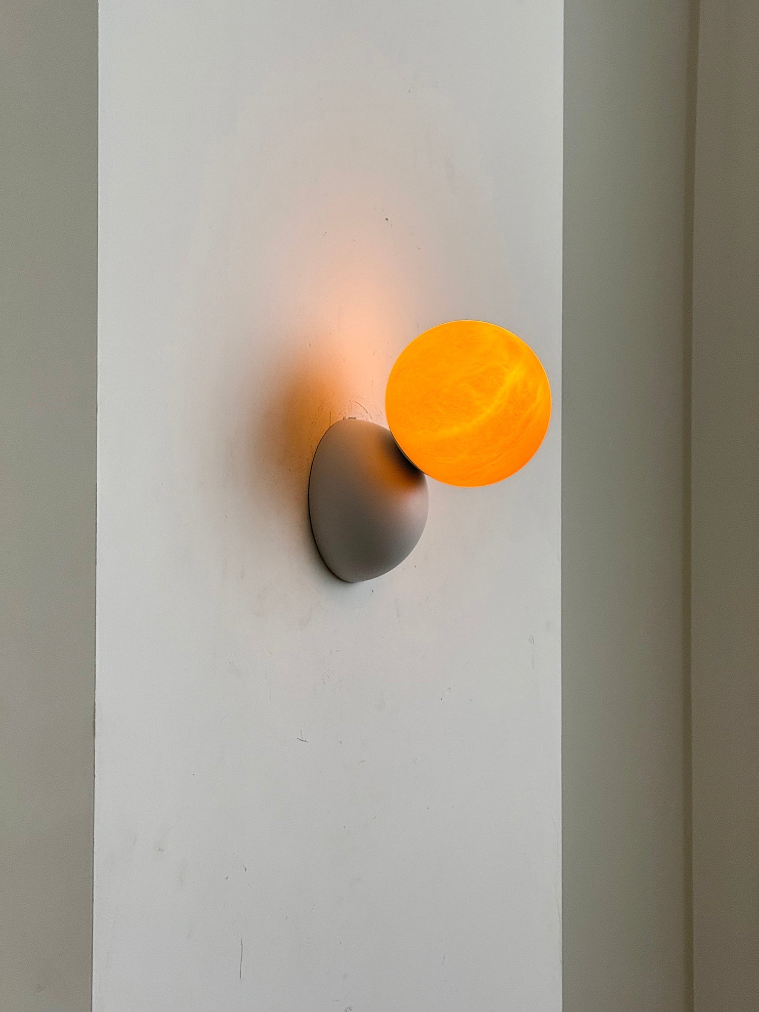 Arca Modern Minimalist Eclipse Mrable Wall Lamp - Letslighting