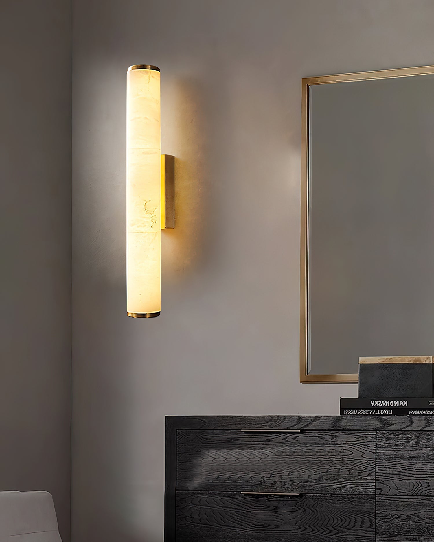 Arcus Elegance Brass Alabaster Sconce Wall Lamp - Letslighting