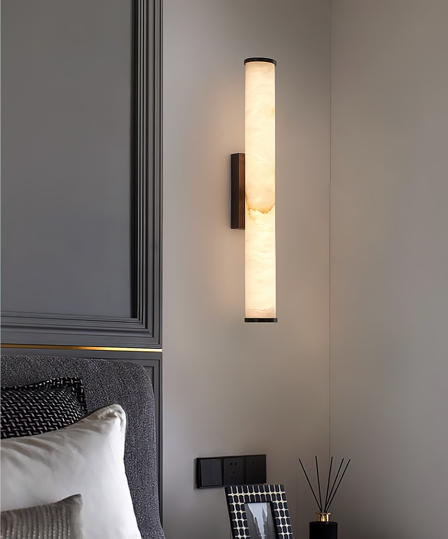 Arcus Elegance Brass Alabaster Sconce Wall Lamp - Letslighting