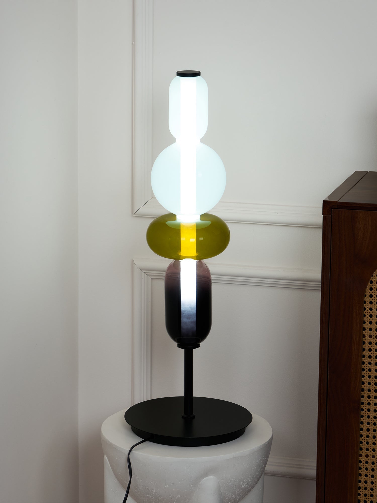 Elias Modern Table Lamp - Letslighting
