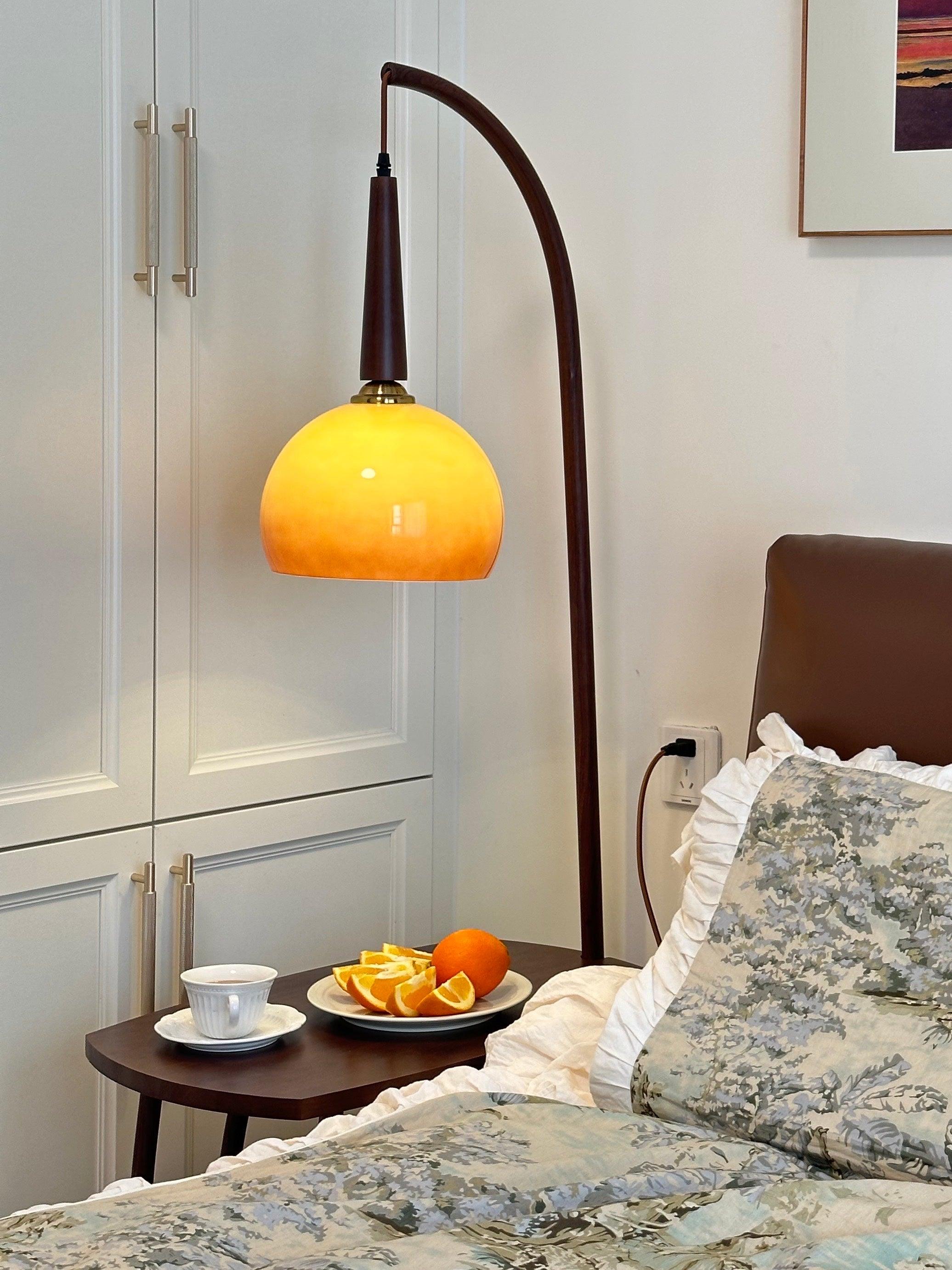 Cantilever Wood Accent Floor Lamp - Blowlighting